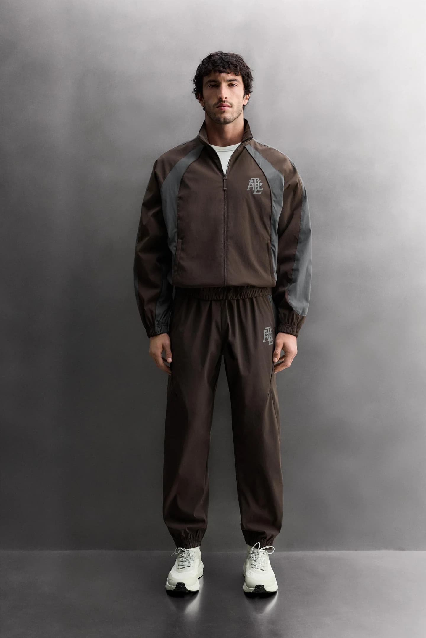 ФУТБОЛЬНЫЕ БРЮКИ ИЗ ТЕХНИЧЕСКОЙ ТКАНИ КОЛОР-БЛОК - фото 2