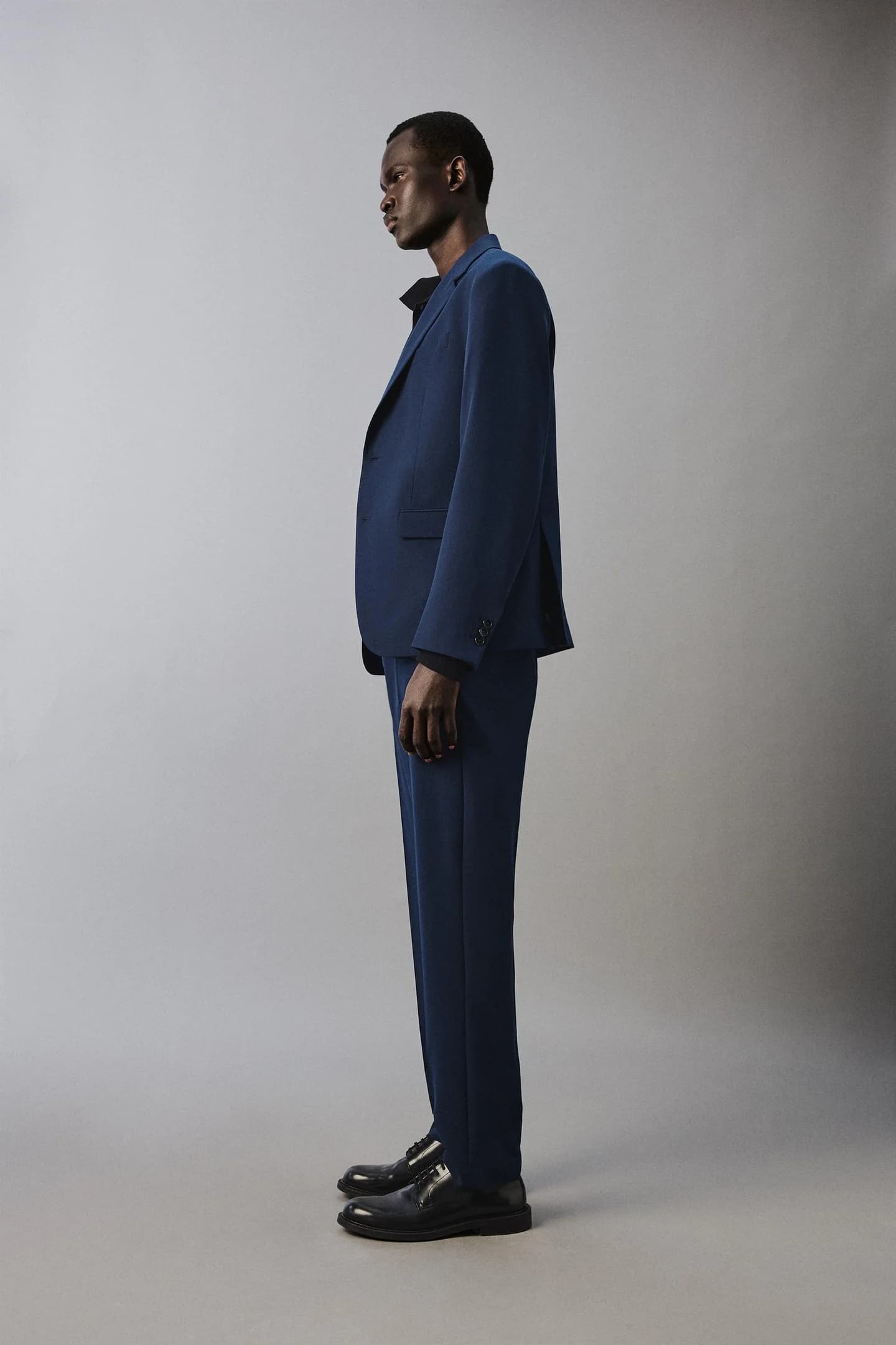 КОСТЮМНЫЕ БРЮКИ УДОБНОЙ ПОСАДКИ - фото 2