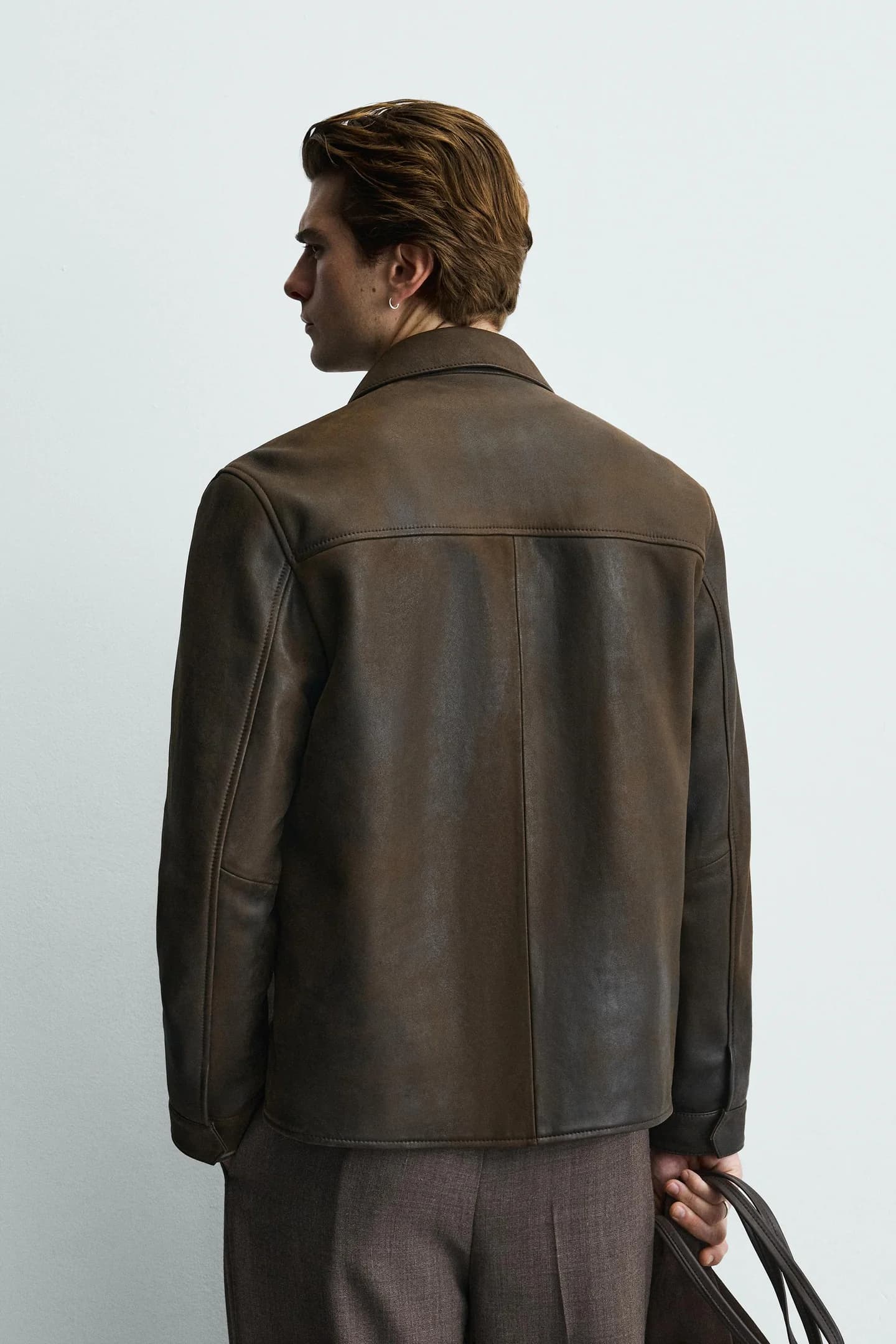 КОЖАНАЯ КУРТКА С ЭФФЕКТОМ ВИНТАЖ - фото 2