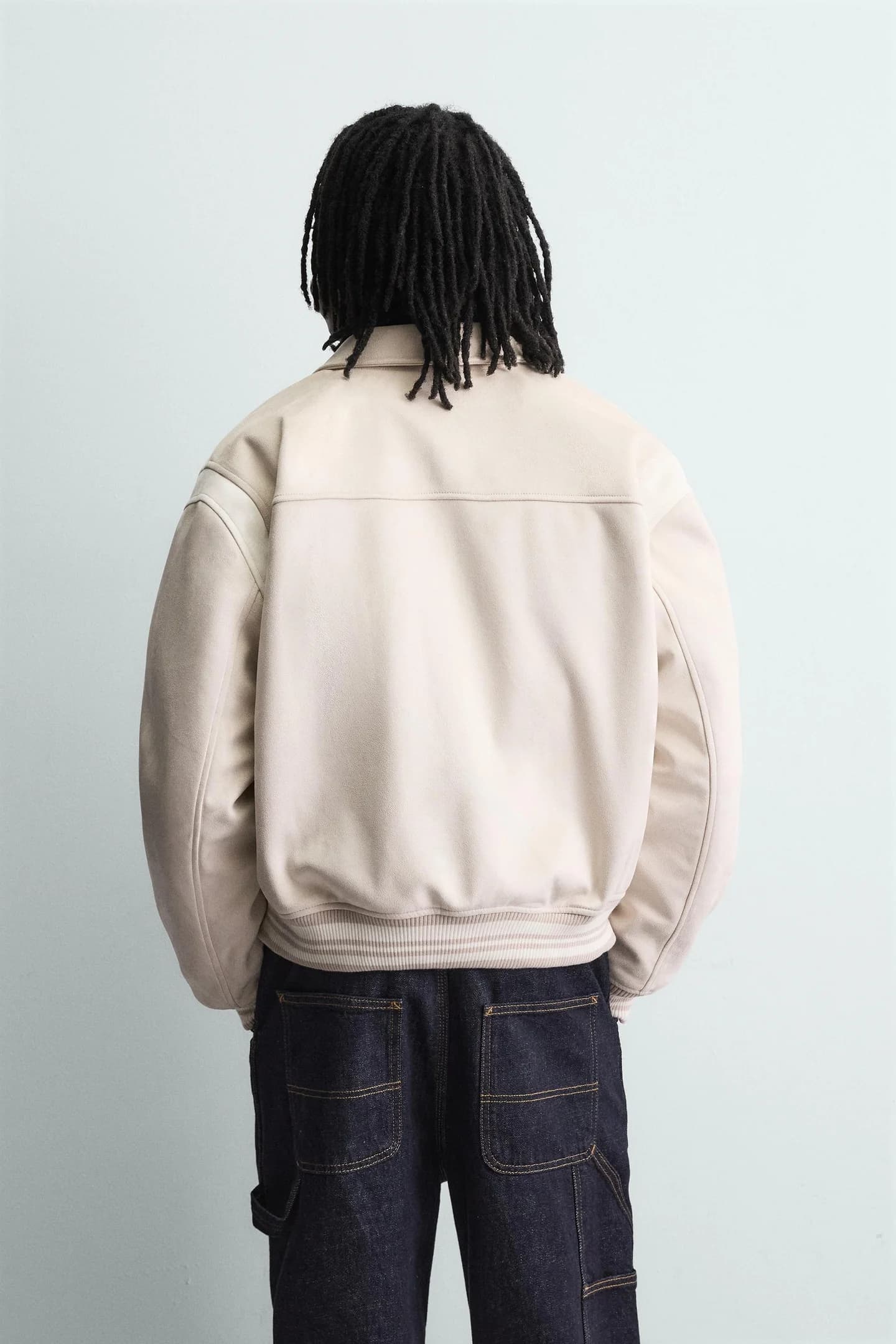 БОМБЕР ИЗ ИСКУССТВЕННОЙ ЗАМШИ - фото 2