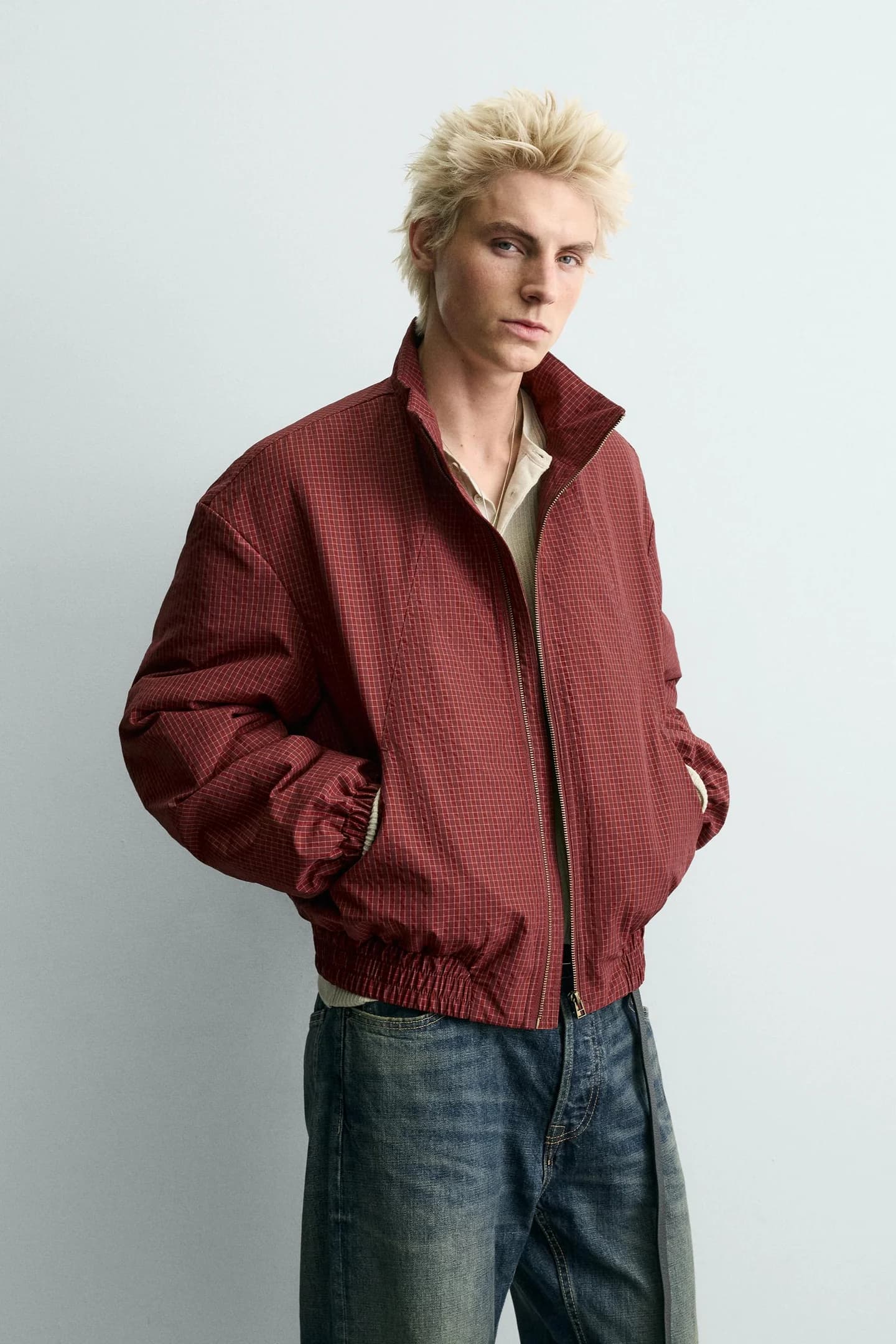 ВЕтрозащитная стеганая куртка в клетку