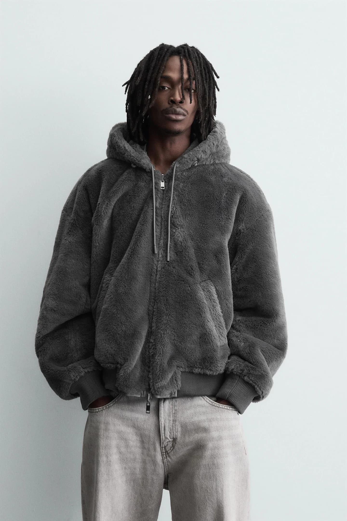 ДВУСТОРОННЯЯ КУРТКА-БОМБЕР ИЗ ИСКУССТВЕННОЙ КОЖИ