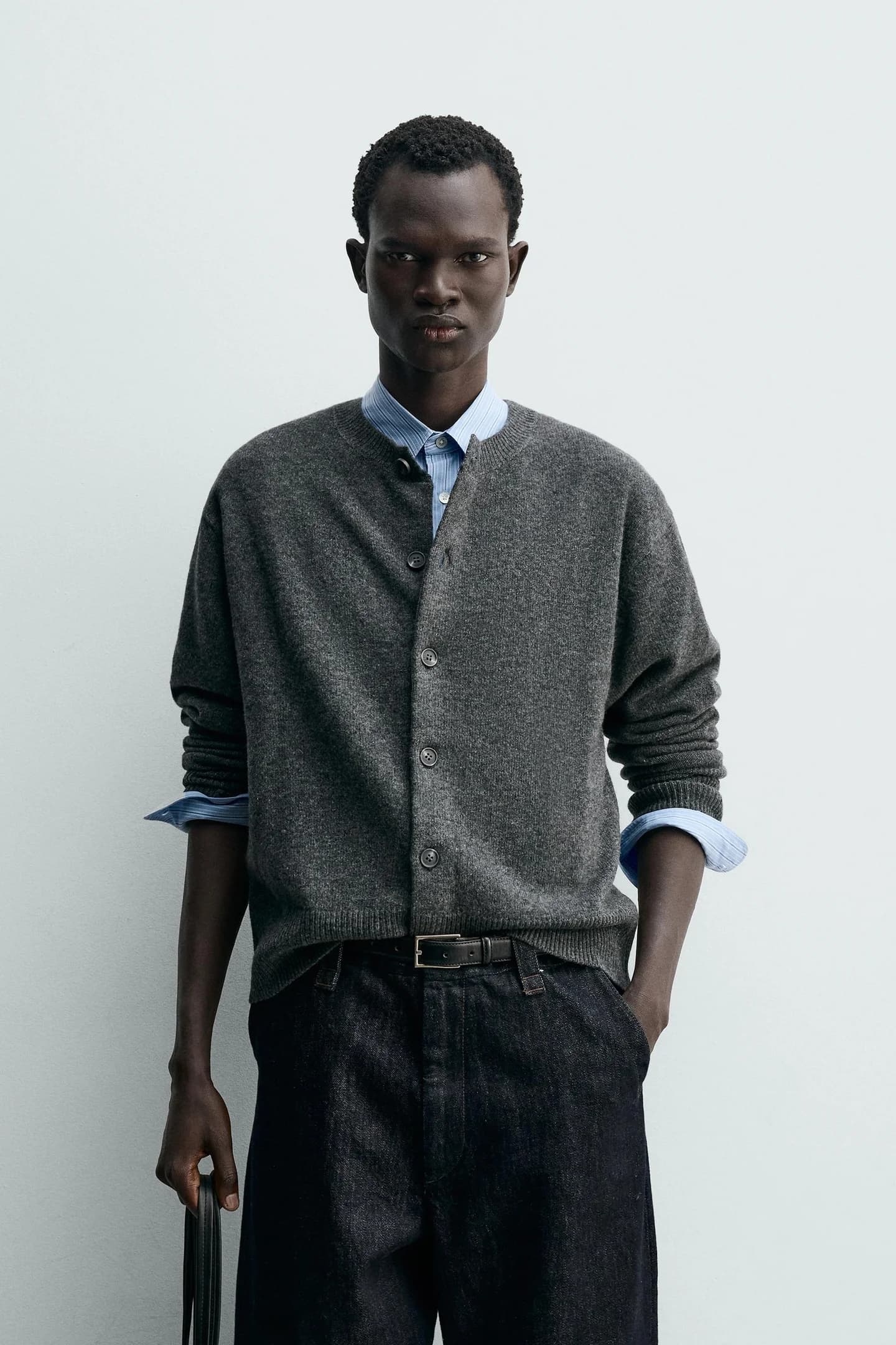 КАРДИГАН РАССЛАБЛЕННОГО КРАЙКА С НЕСКОЛЬКИМ ШЕРСТИ