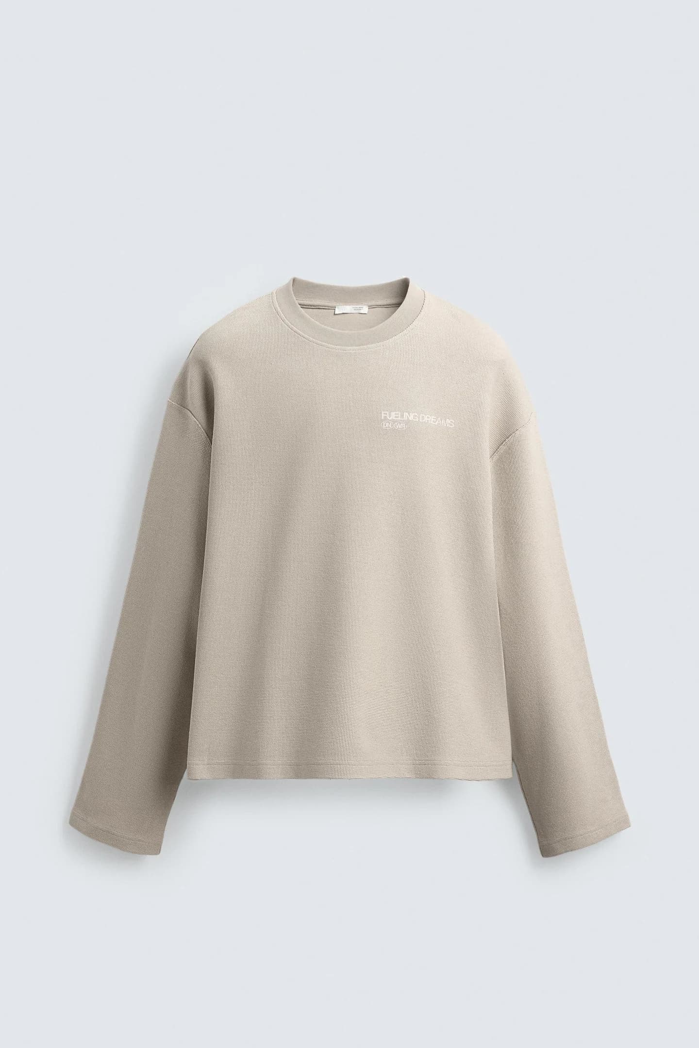 СВИТШОТ ИЗ СТРУКТУРНОЙ ТКАНИ С ПРИНТАМИ