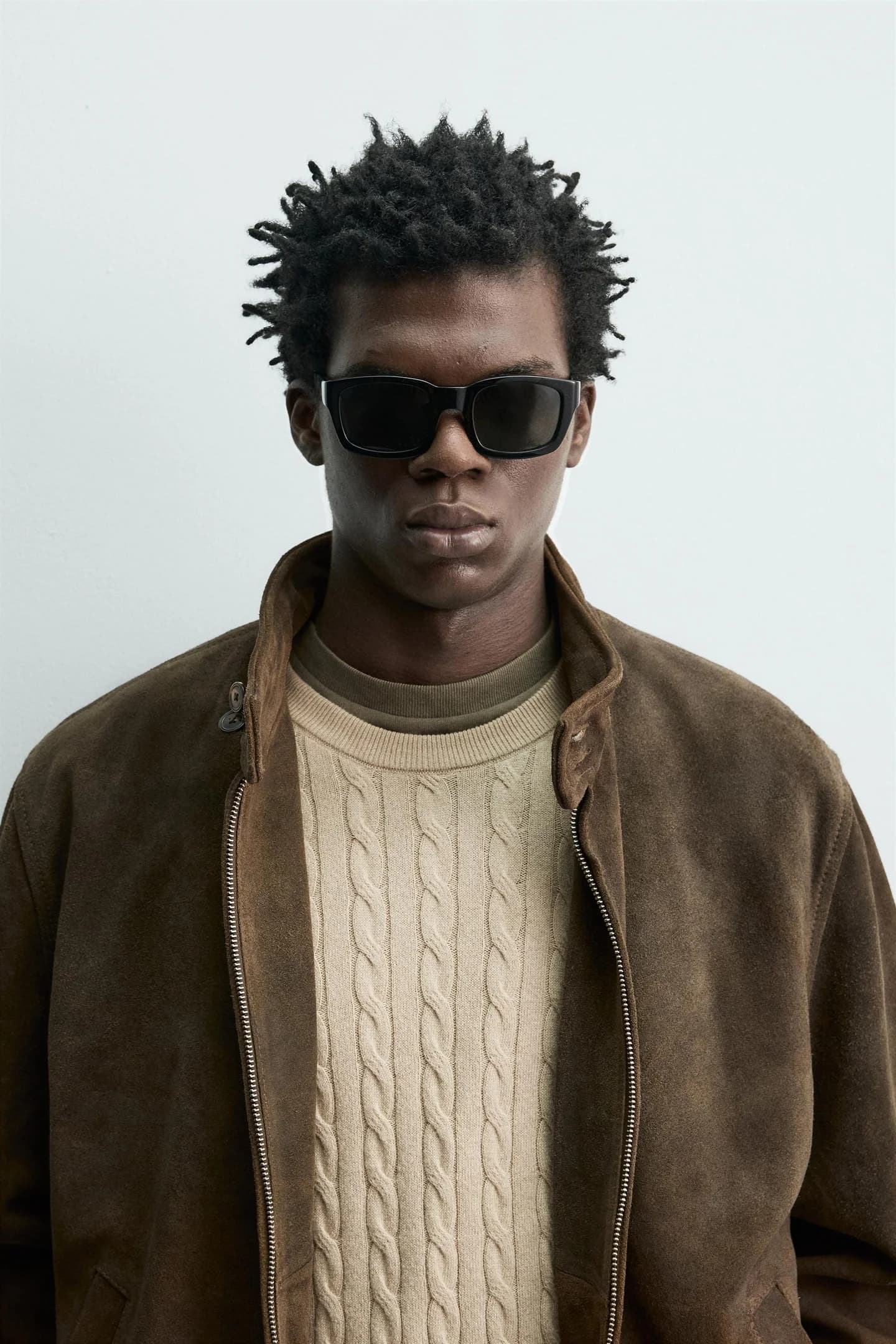 СОЛНЦЕЗАЩИТНЫЕ ОЧКИ В КВАДРАТНОЙ ОРМАКЕ - фото 2