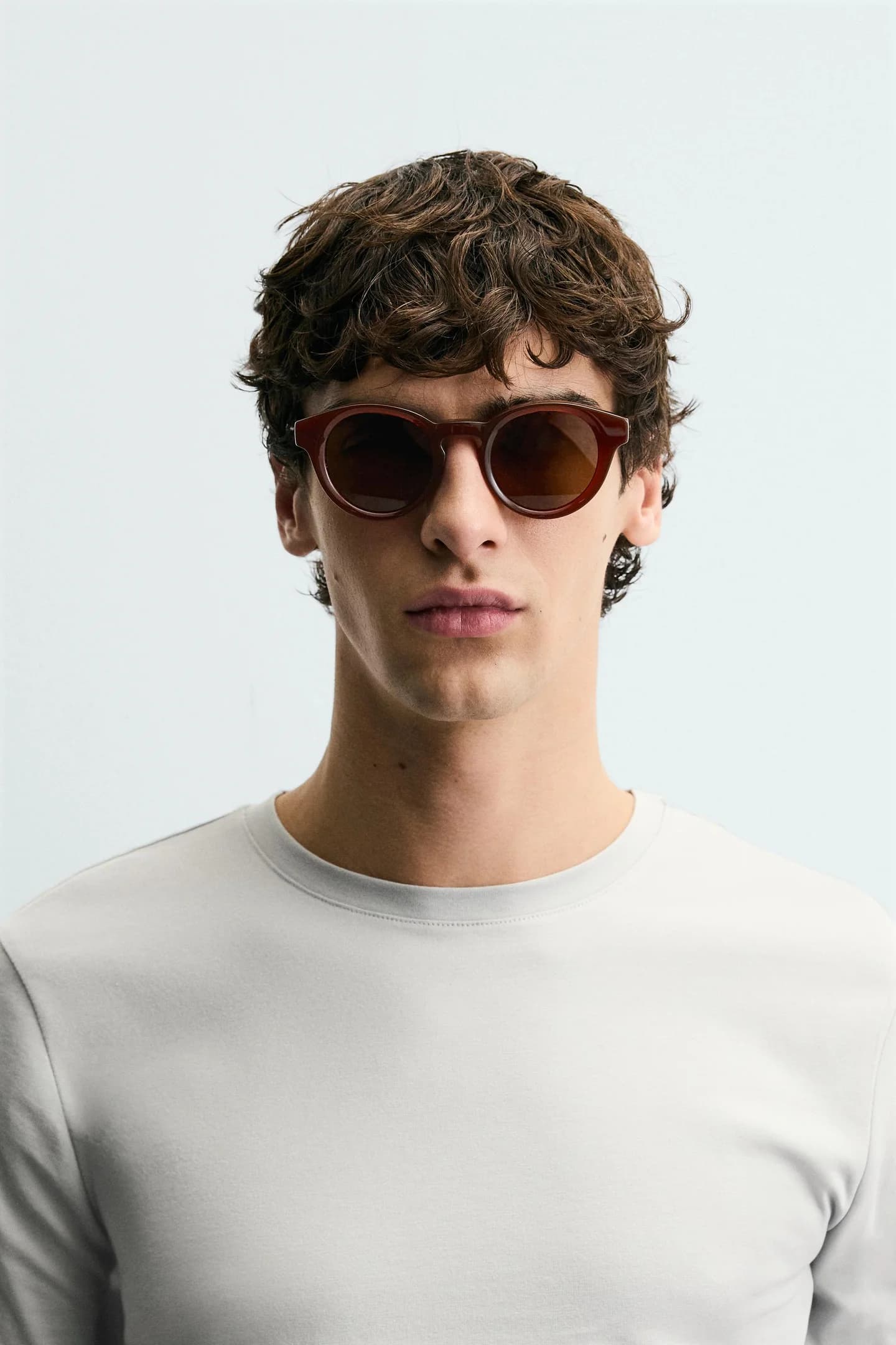 СОЛНЦЕЗАЩИТНЫЕ ОЧКИ В КРУГЛОЙ ОЧКЕ - фото 2