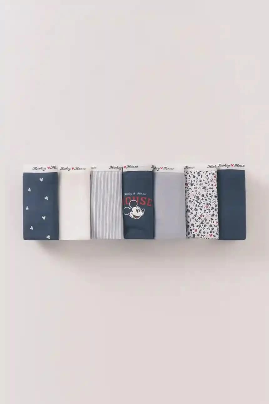 7 пар трусов