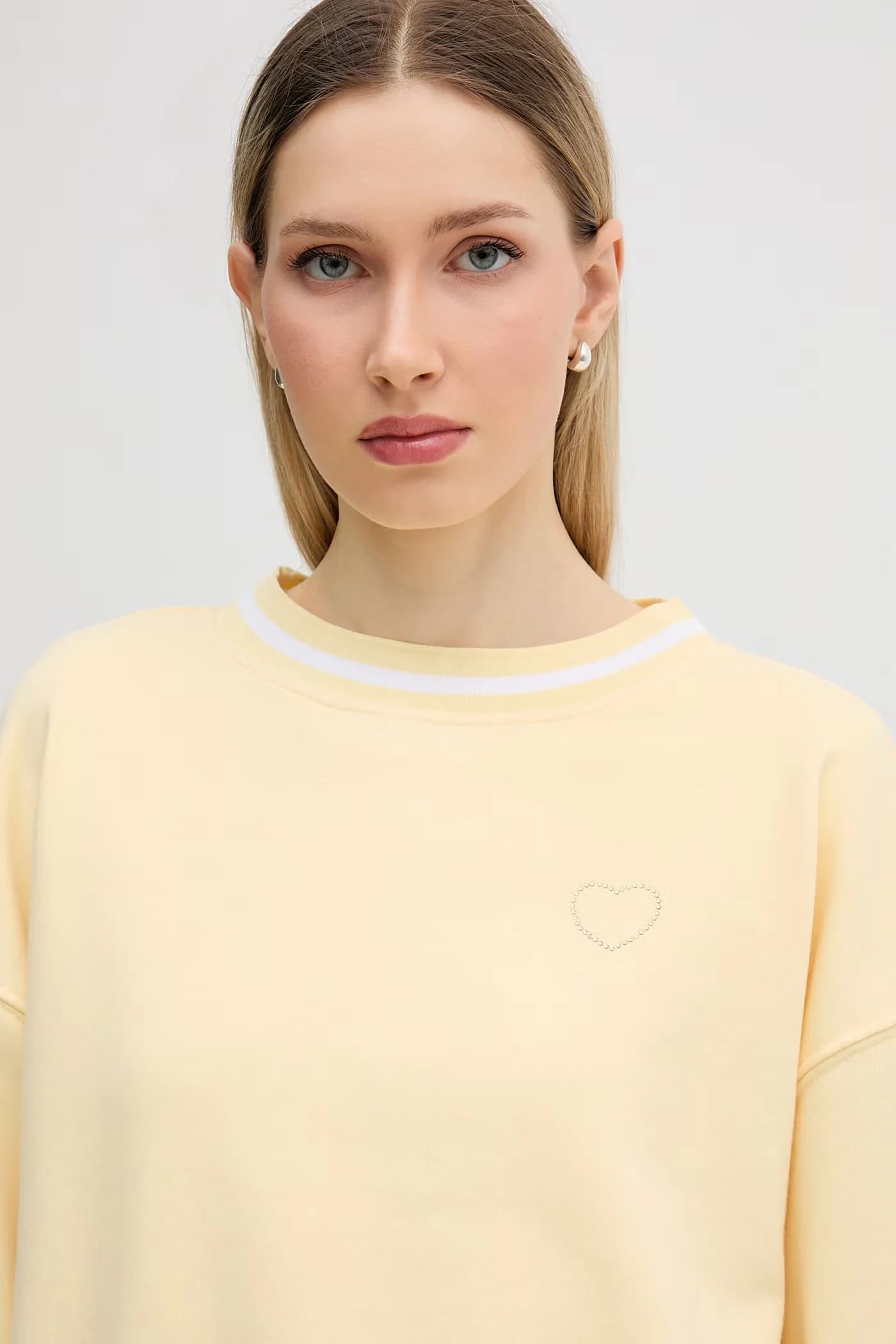 Женская хлопковая толстовка оверсайз - фото 4