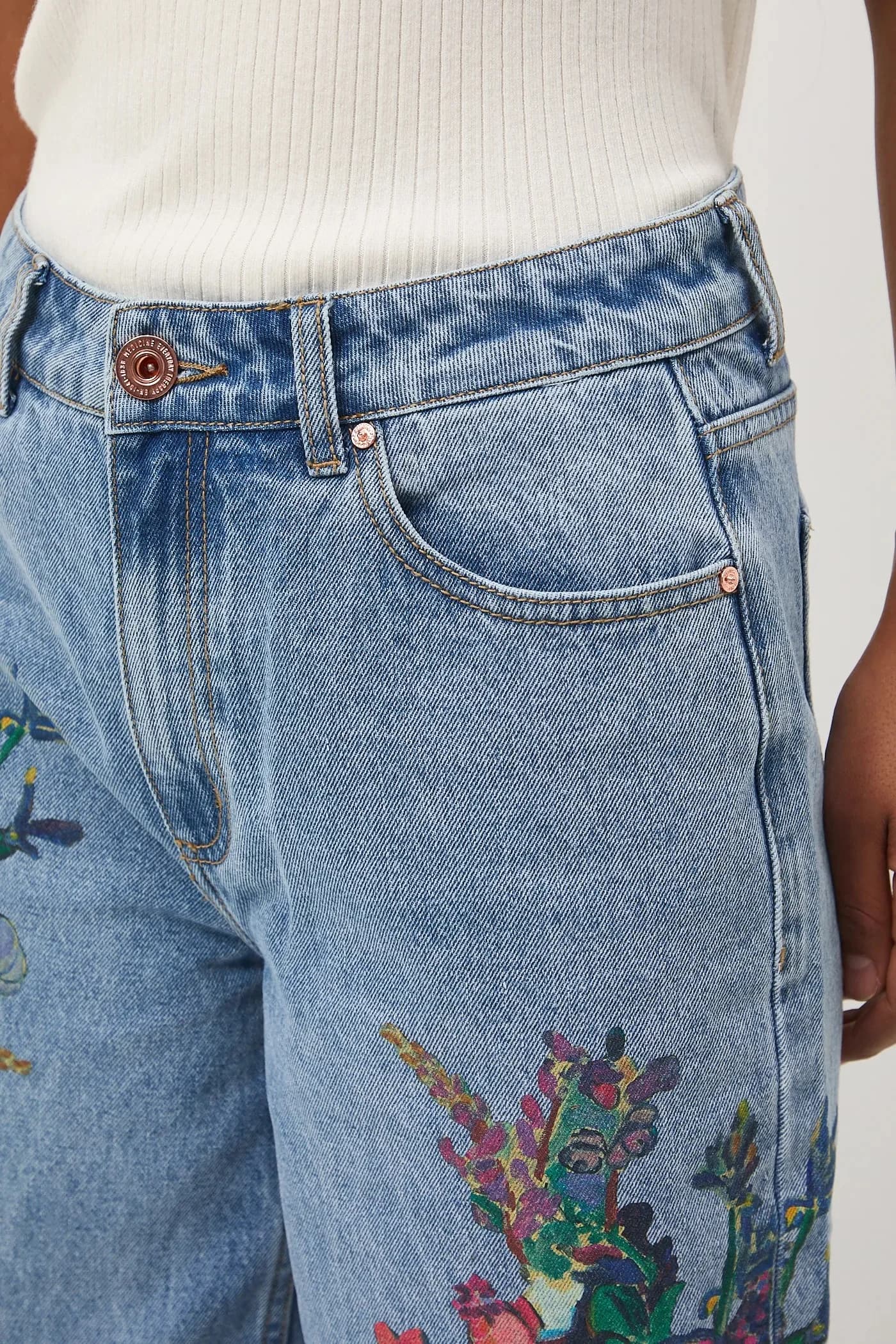 Хлопковые джинсы - фото 5