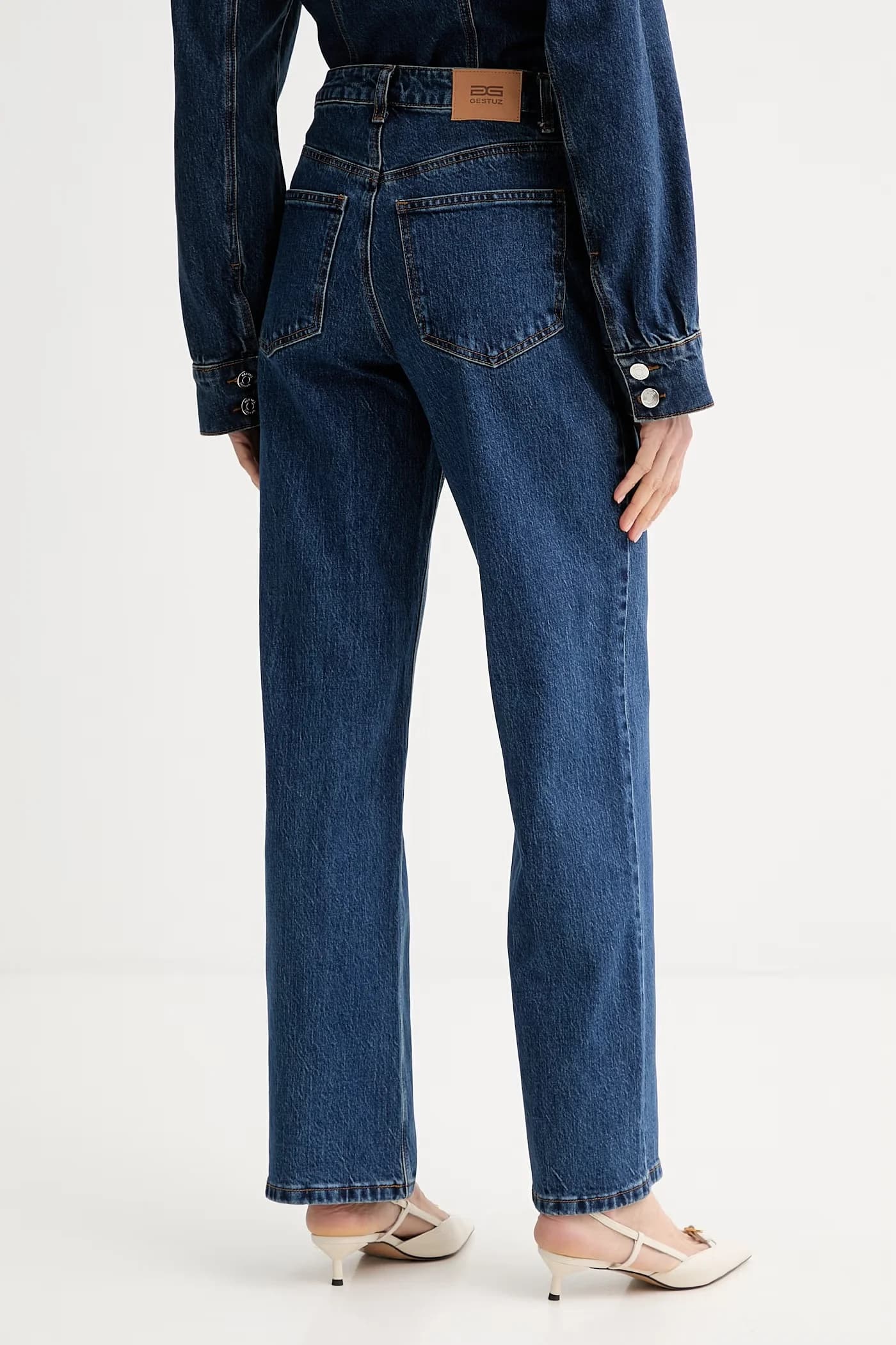 Женские прямые джинсы - фото 3