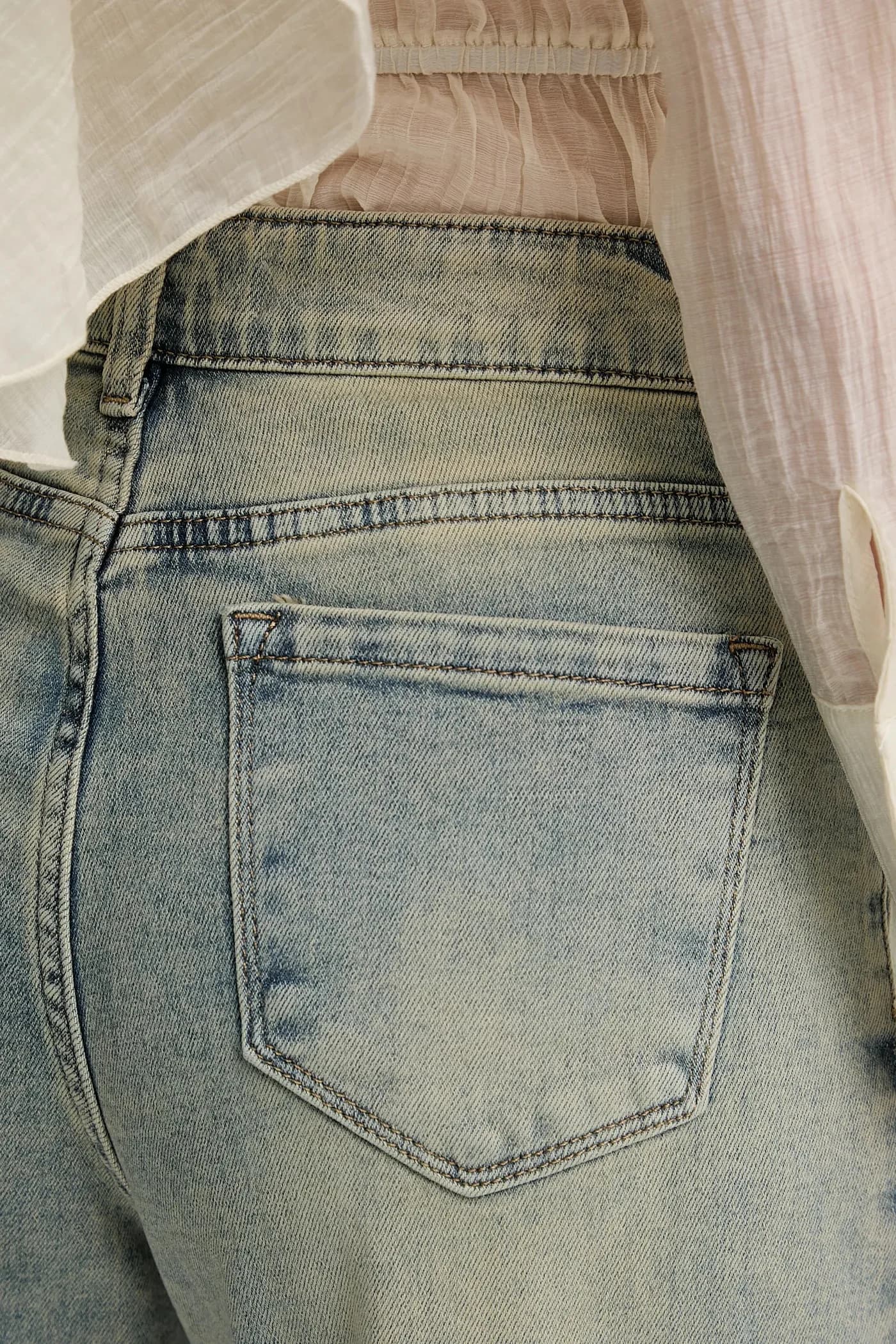 Джинсы - фото 4