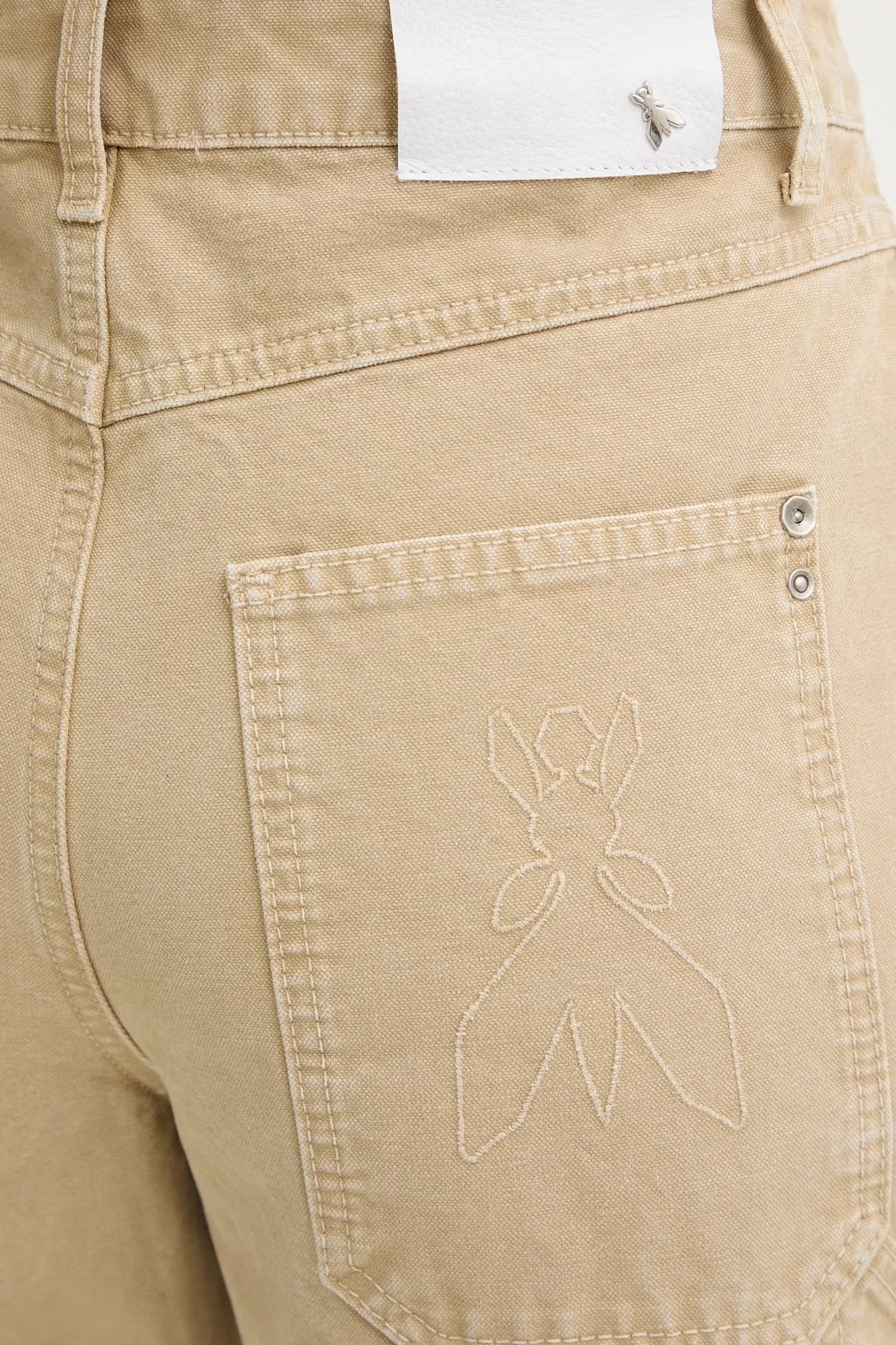 Женские джинсы свободного кроя - фото 4