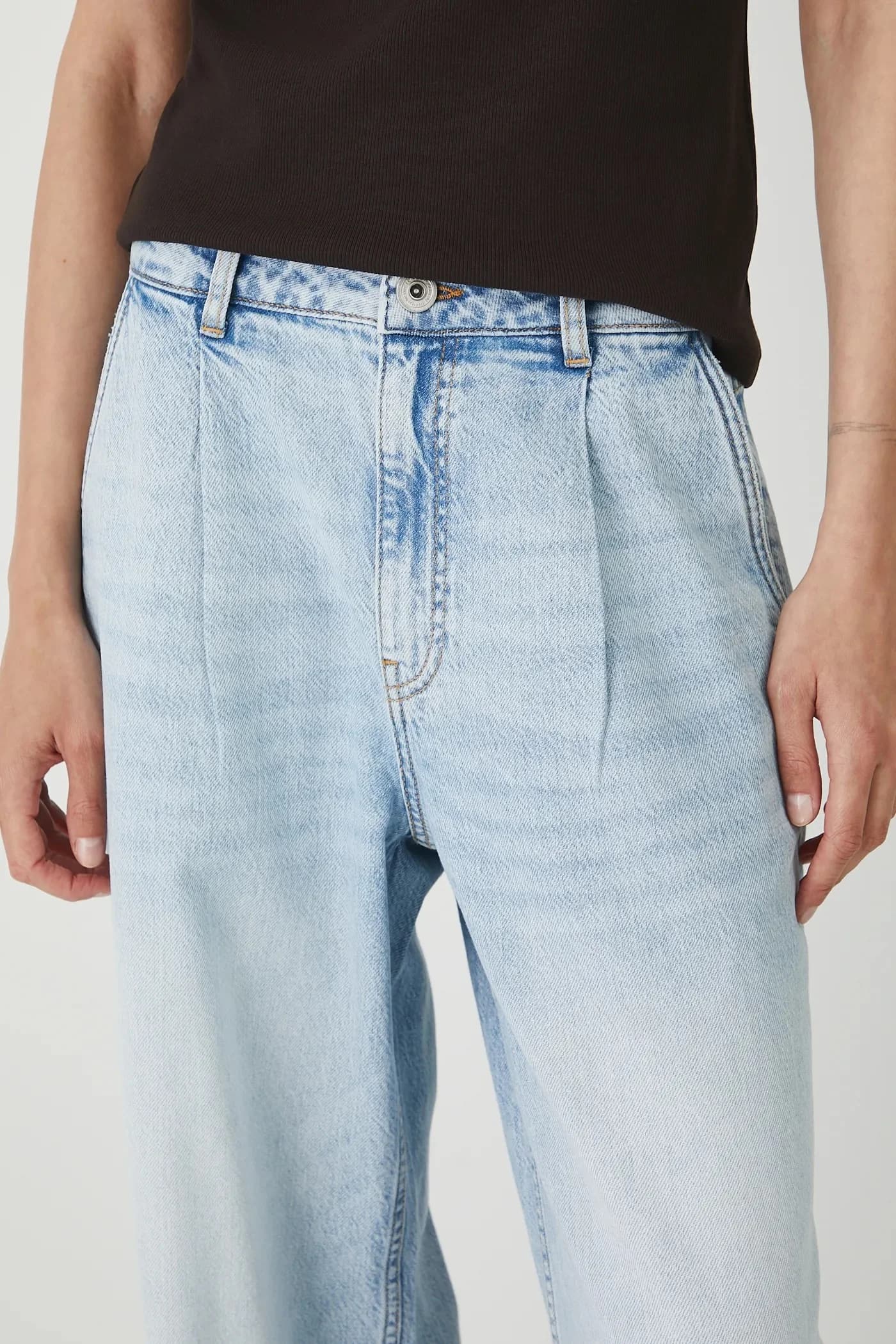 Хлопковые джинсы - фото 4