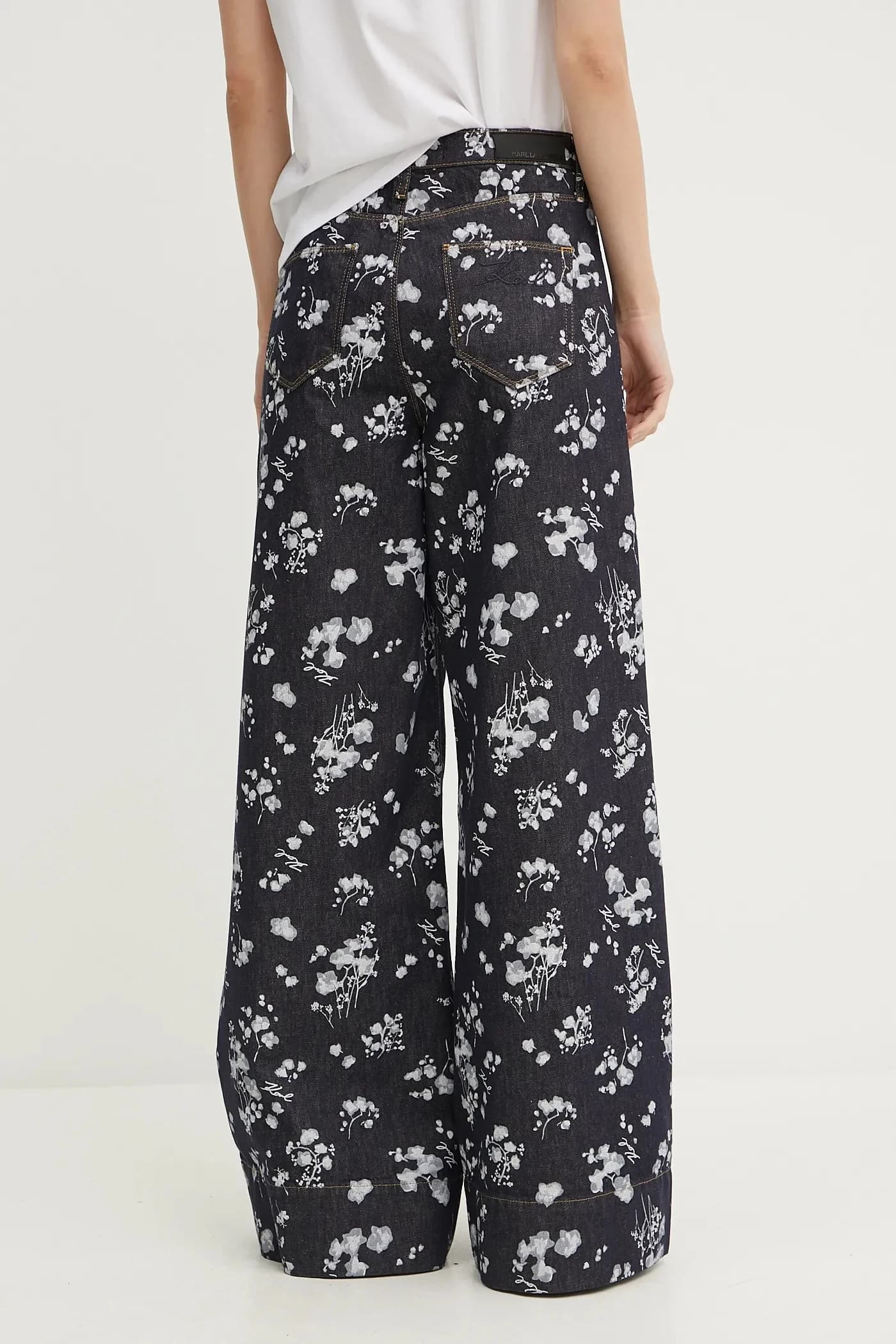 Джинсы - фото 3