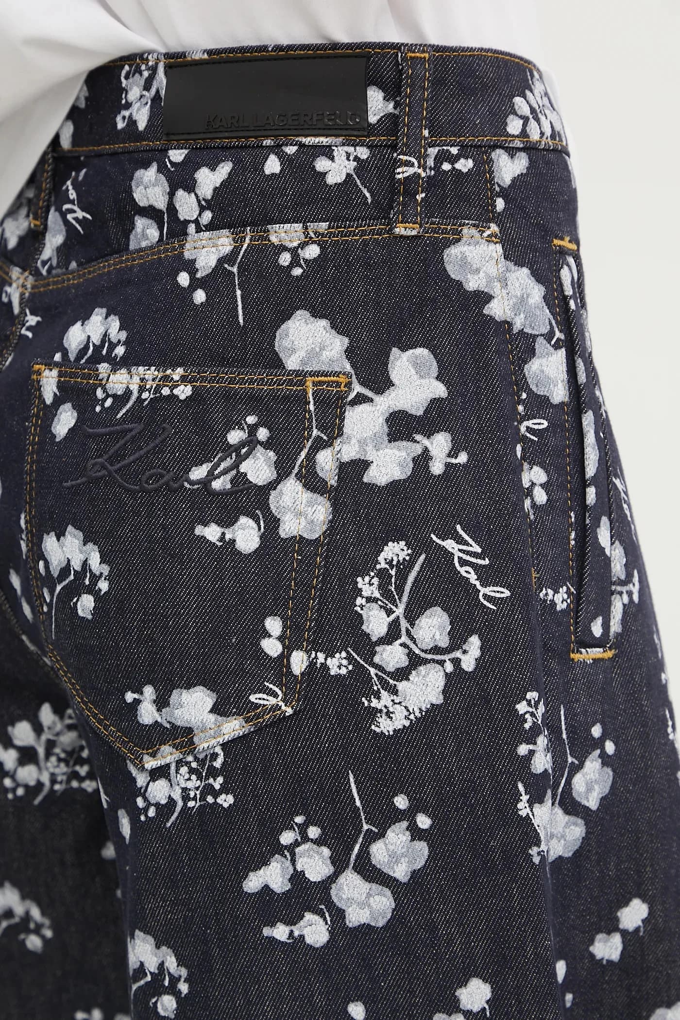 Джинсы - фото 4