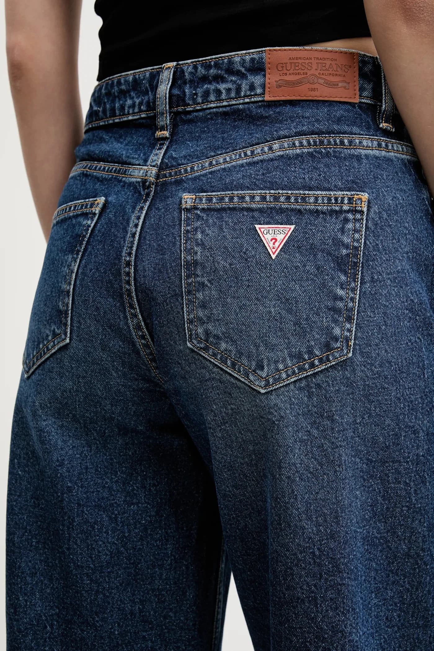 Джинсы - фото 4