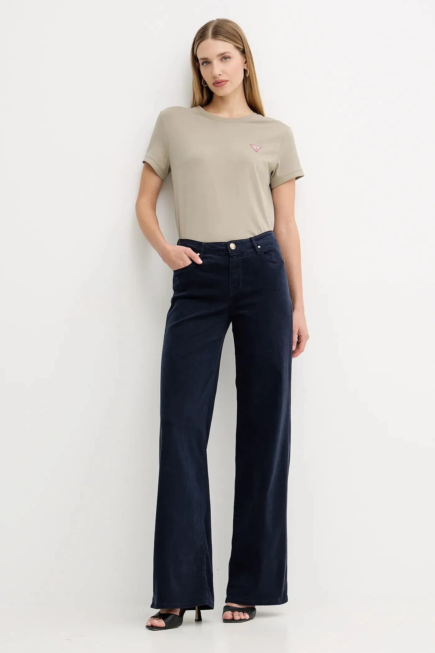 Джинсы - фото 2