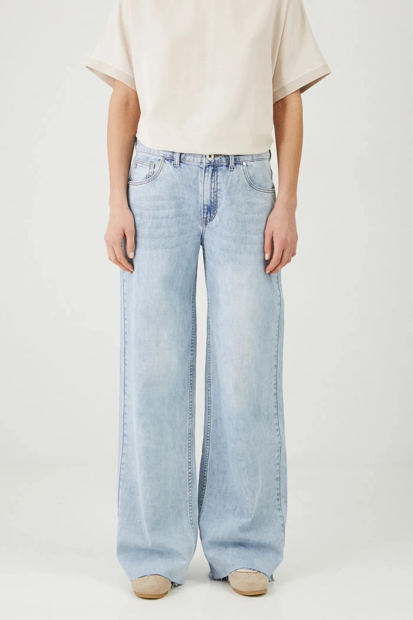 Хлопковые джинсы - фото 2