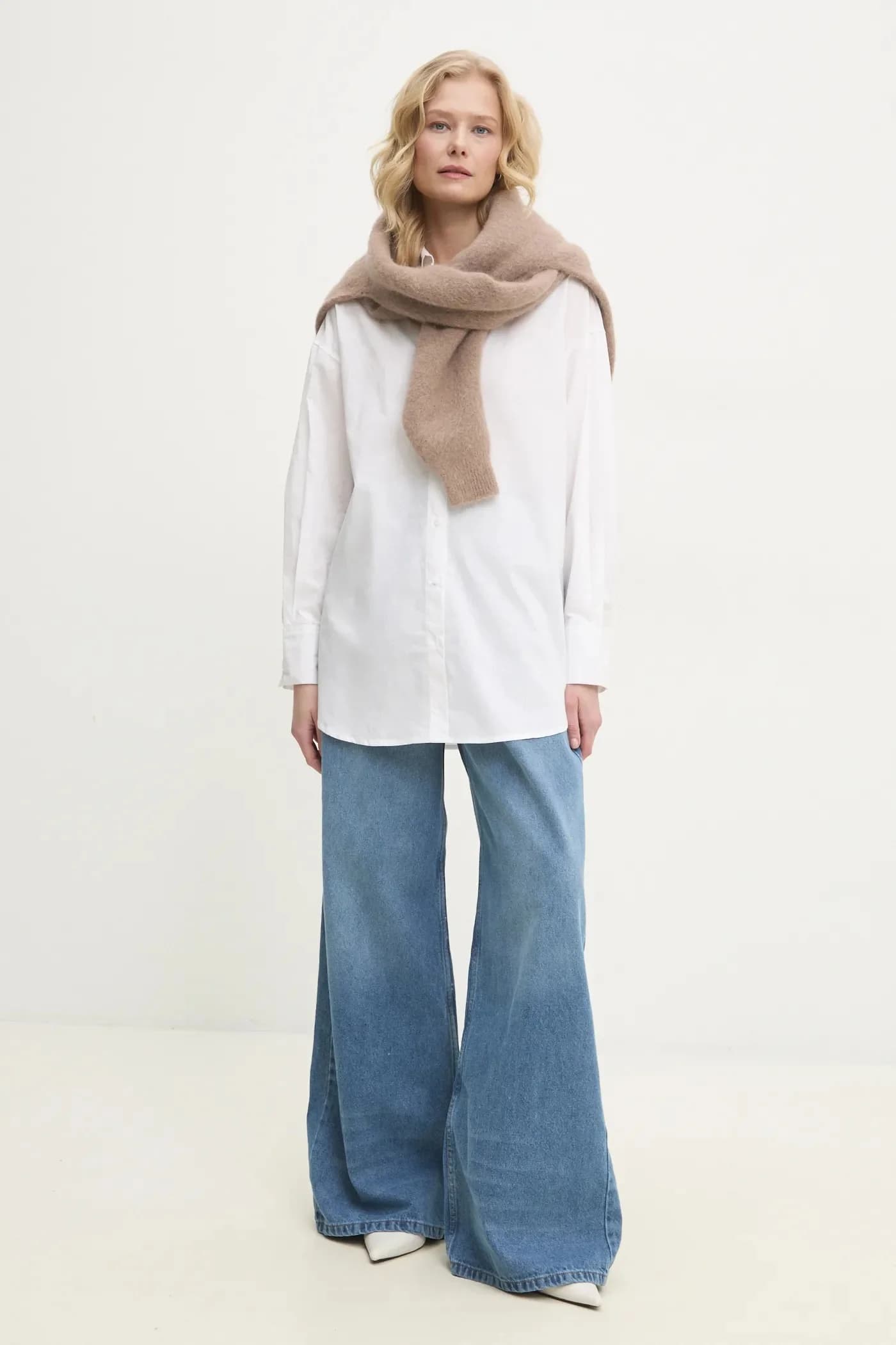 Джинсы - фото 2