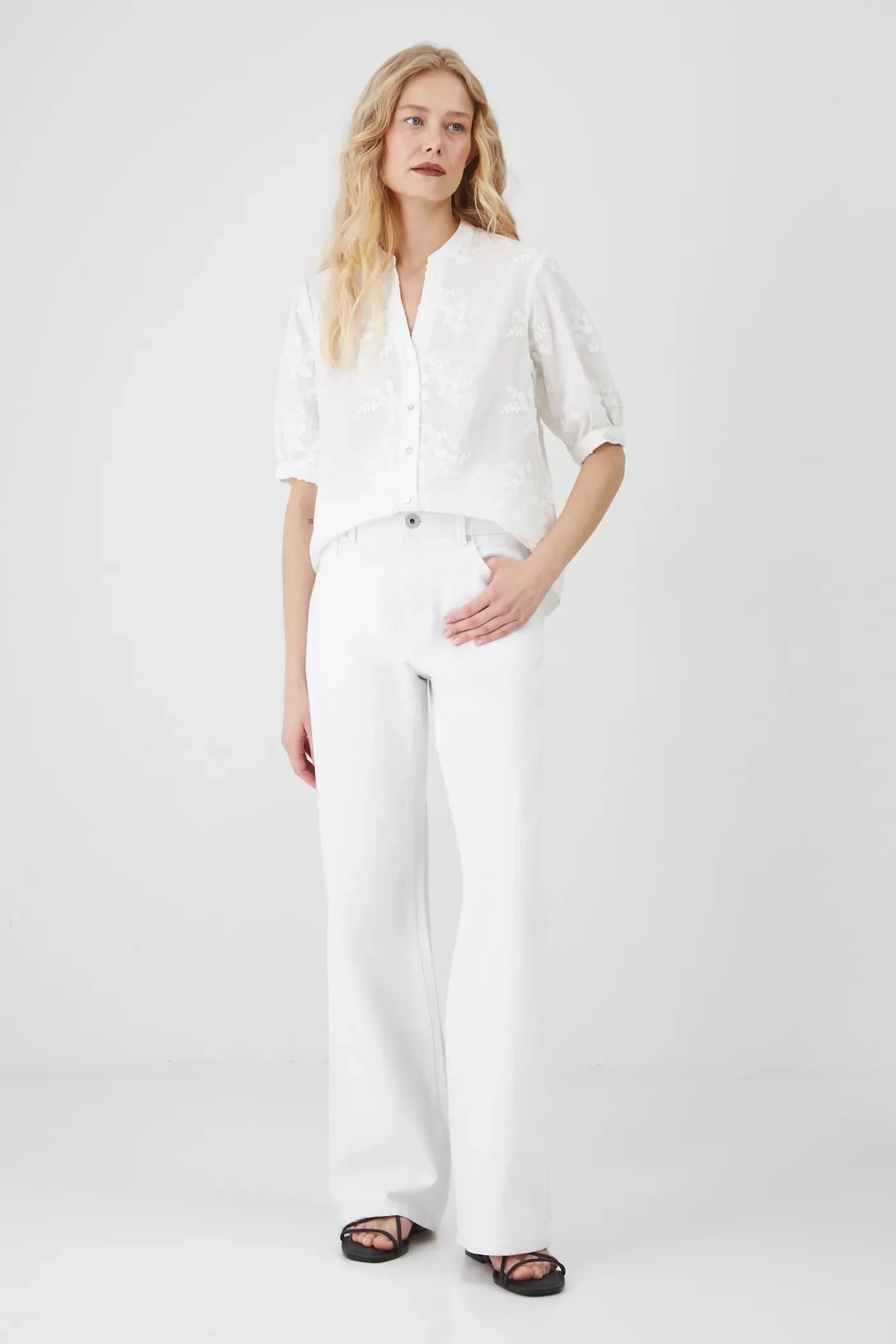 Хлопковые джинсы - фото 4