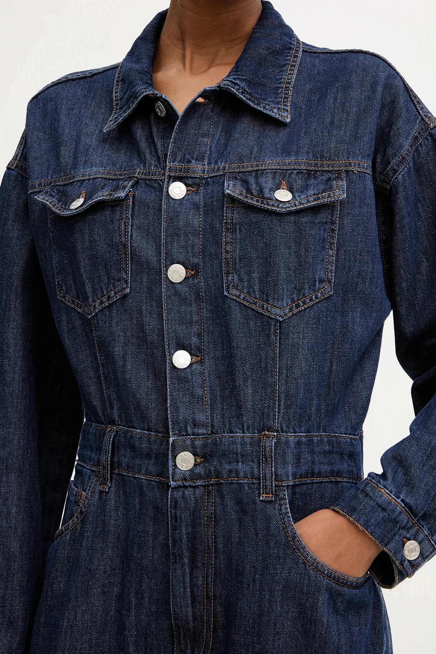 Джинсовый комбинезон - фото 5