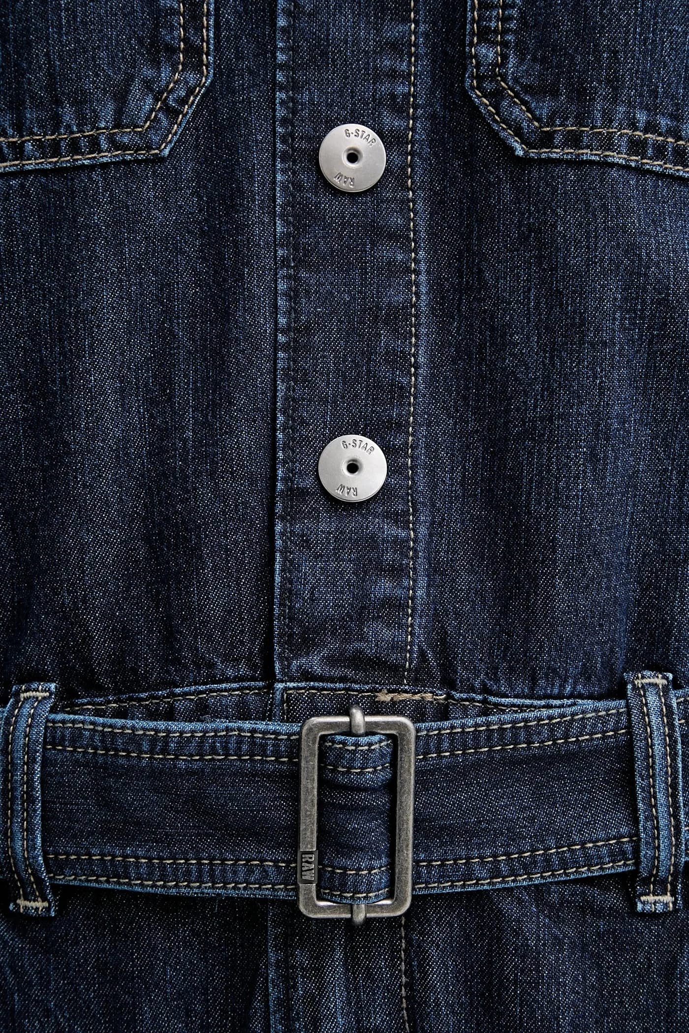 Свободный джинсовый комбинезон с поясом 3D - фото 5