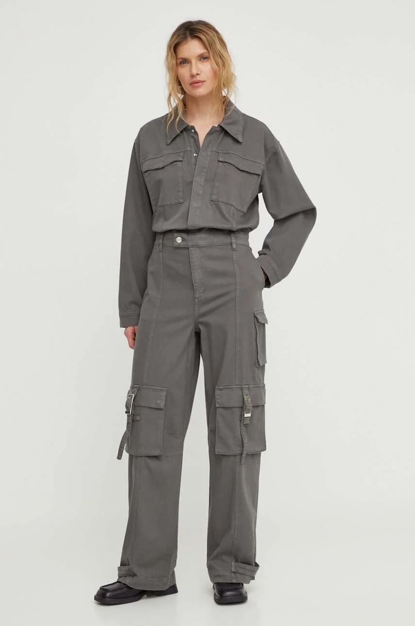 Джинсовый комбинезон