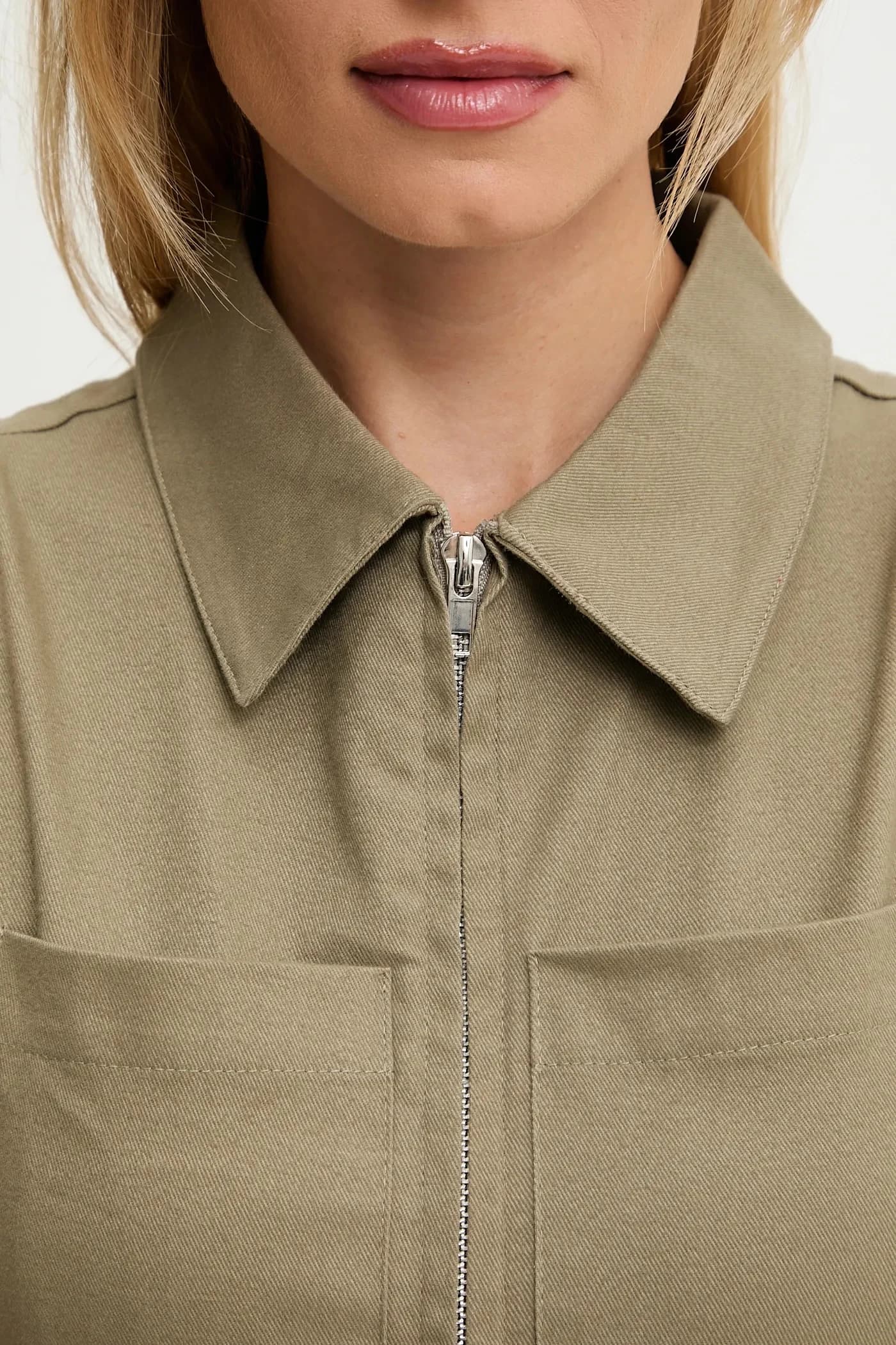 Джинсовый комбинезон - фото 5