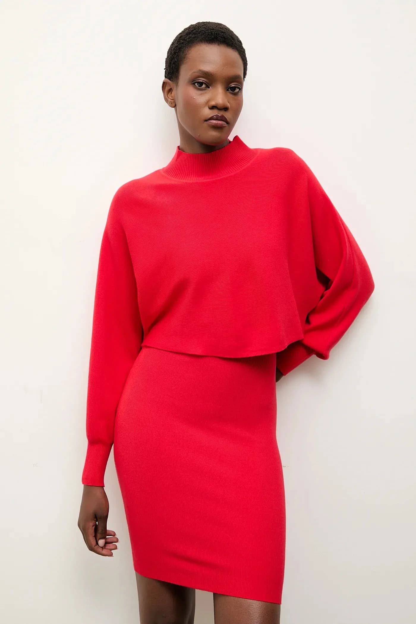 Платье и свитер - фото 3