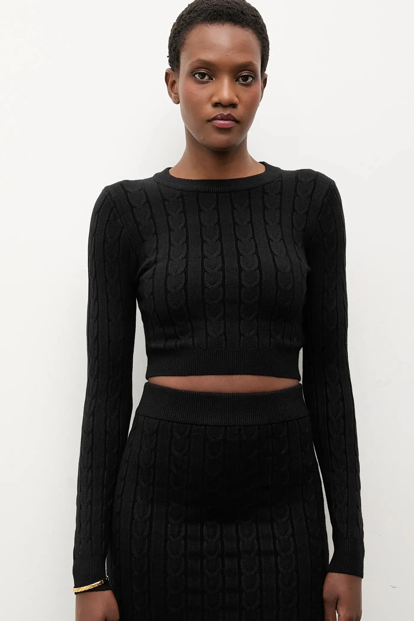 Свитер и юбка - фото 2