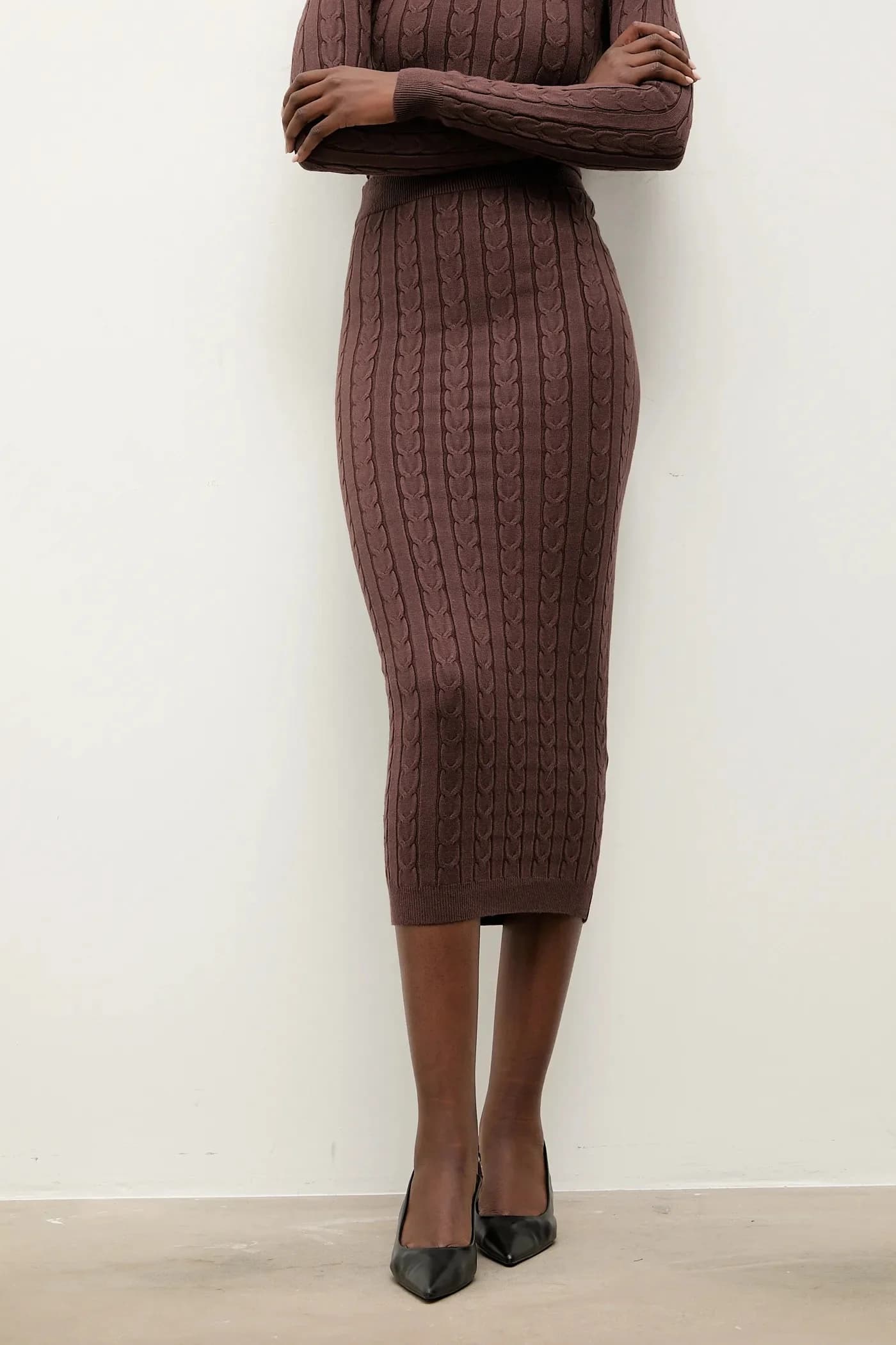 Свитер и юбка - фото 3