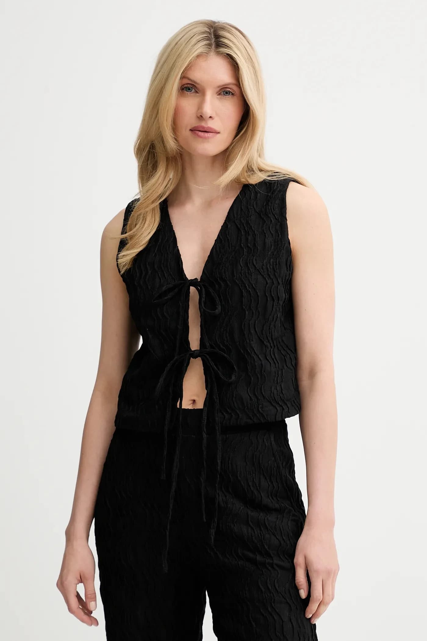 Жилет и брюки - фото 2