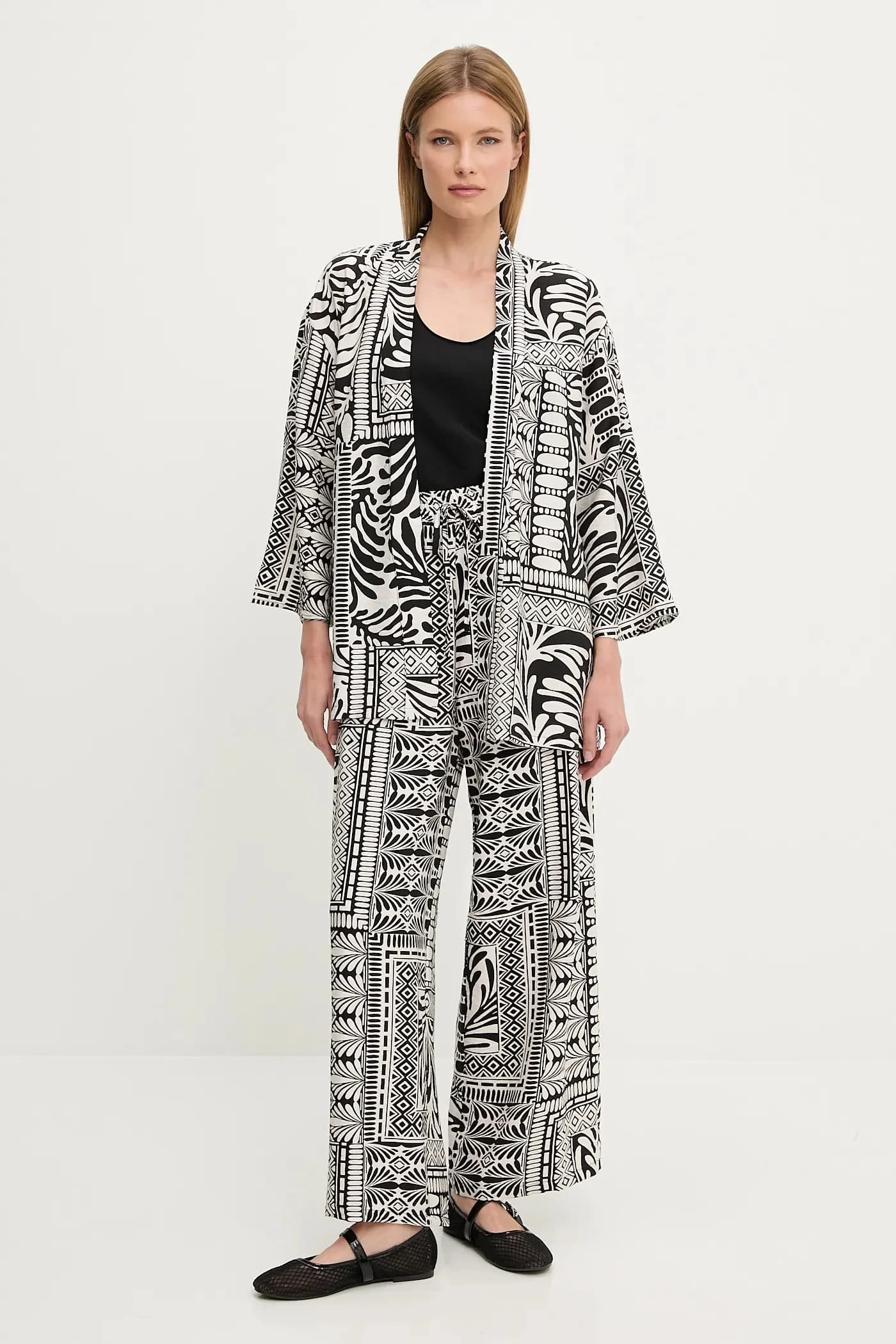 Куртка и брюки