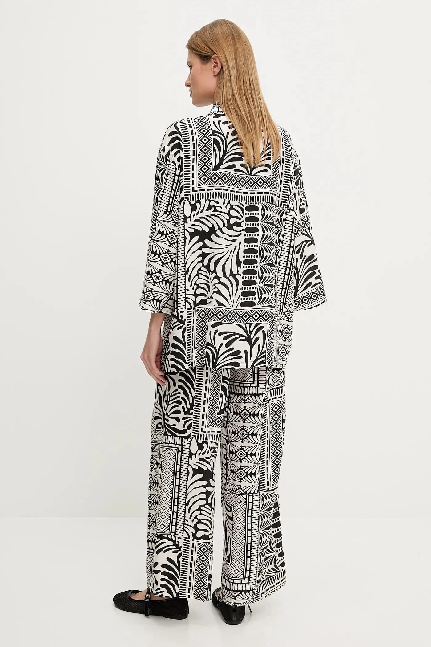 Куртка и брюки - фото 4