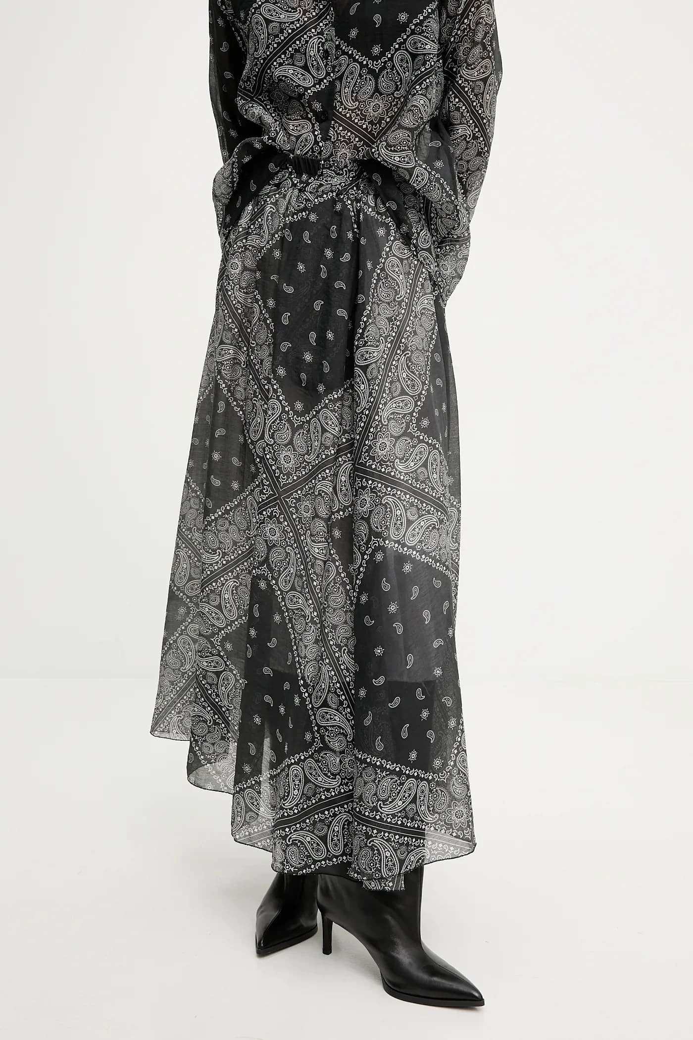 Рубашка и юбка - фото 3