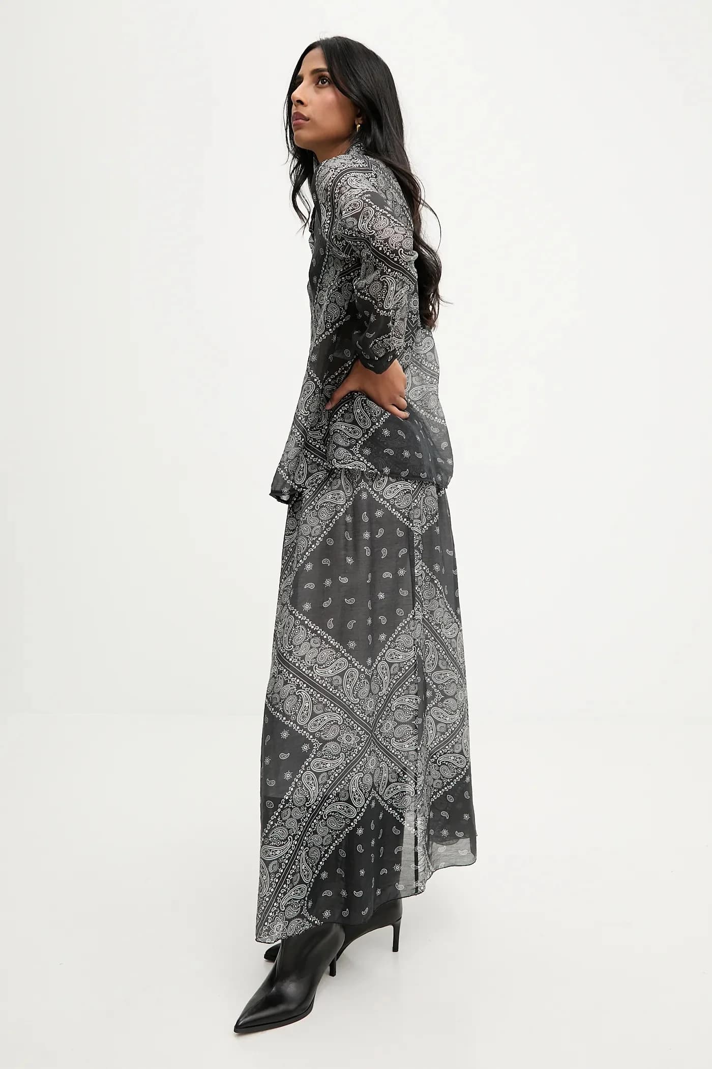 Рубашка и юбка - фото 7