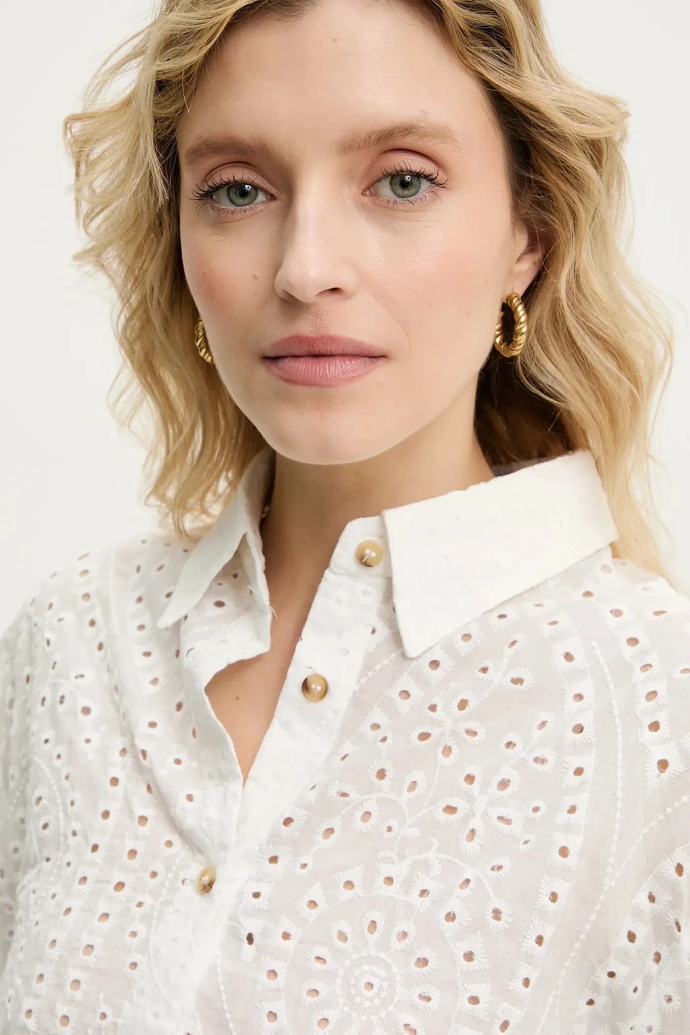 Хлопковая рубашка и шорты - фото 5