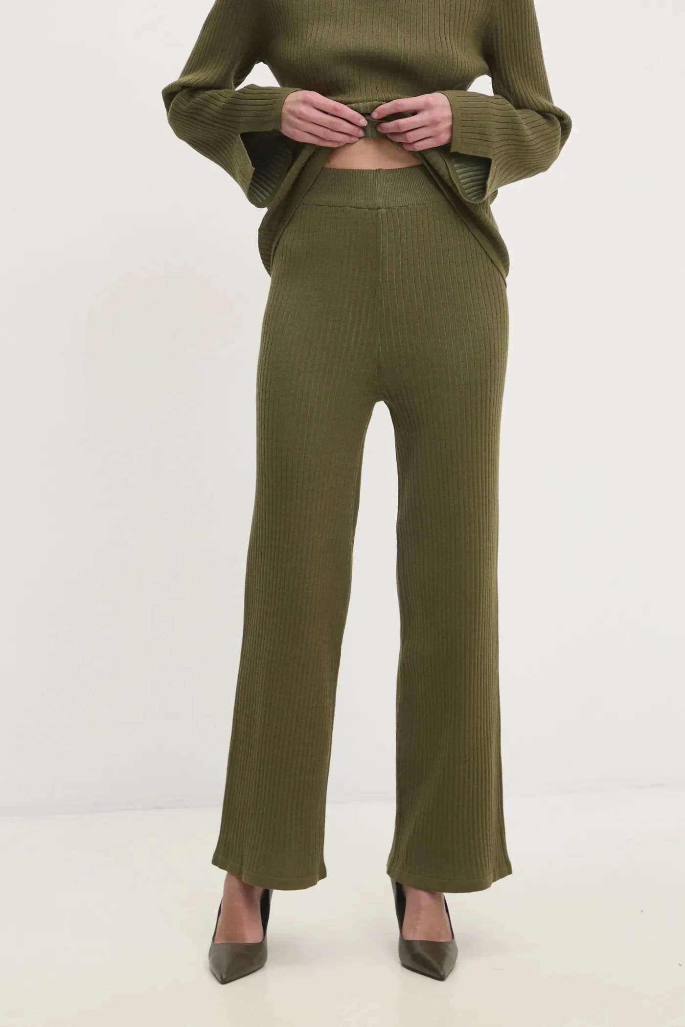 Свитер и брюки - фото 4