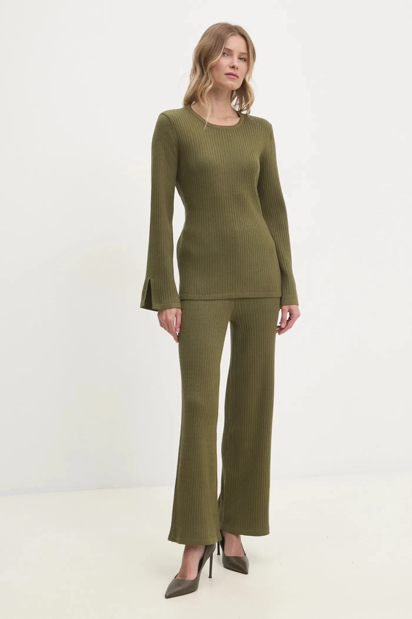 Свитер и брюки - фото 5