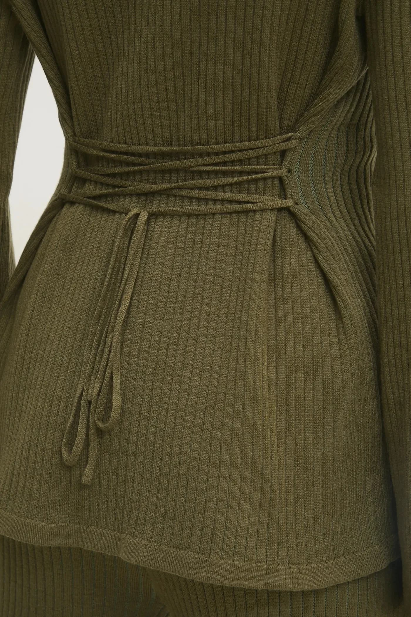 Свитер и брюки - фото 8