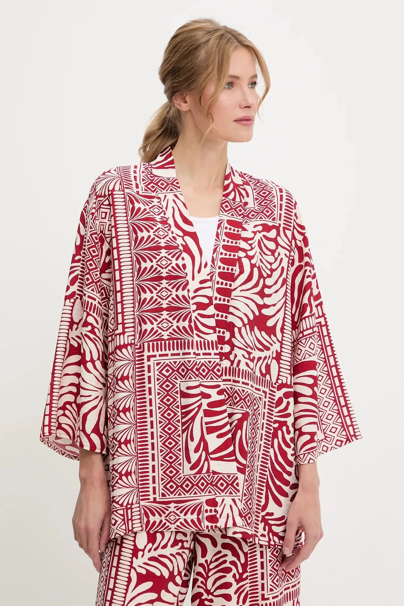 Куртка и брюки - фото 2