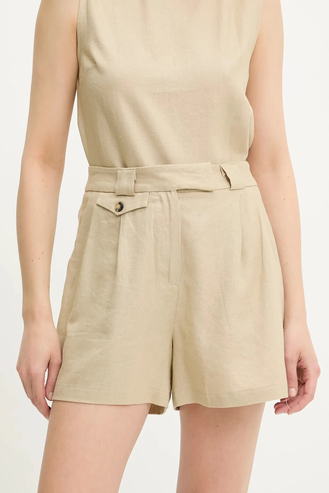Льняная блузка и шорты - фото 3