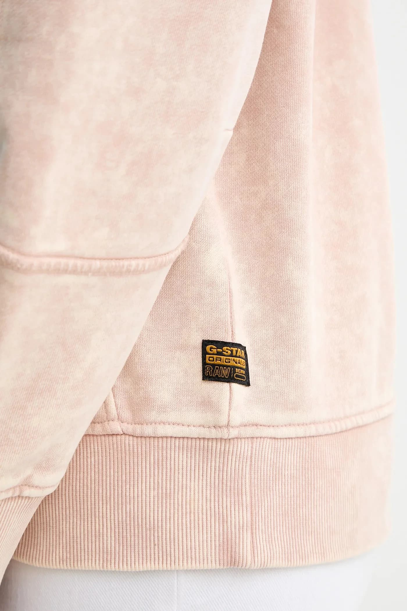 Хлопковая толстовка трапециевидного силуэта с стираными рукавами и 3D-принтом - фото 6