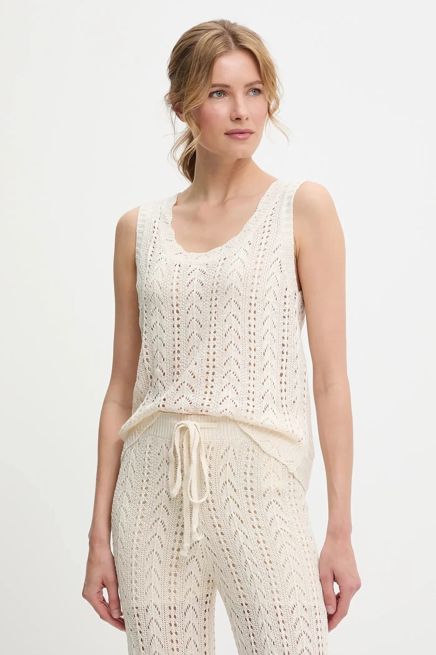 Хлопковая блузка и брюки - фото 2