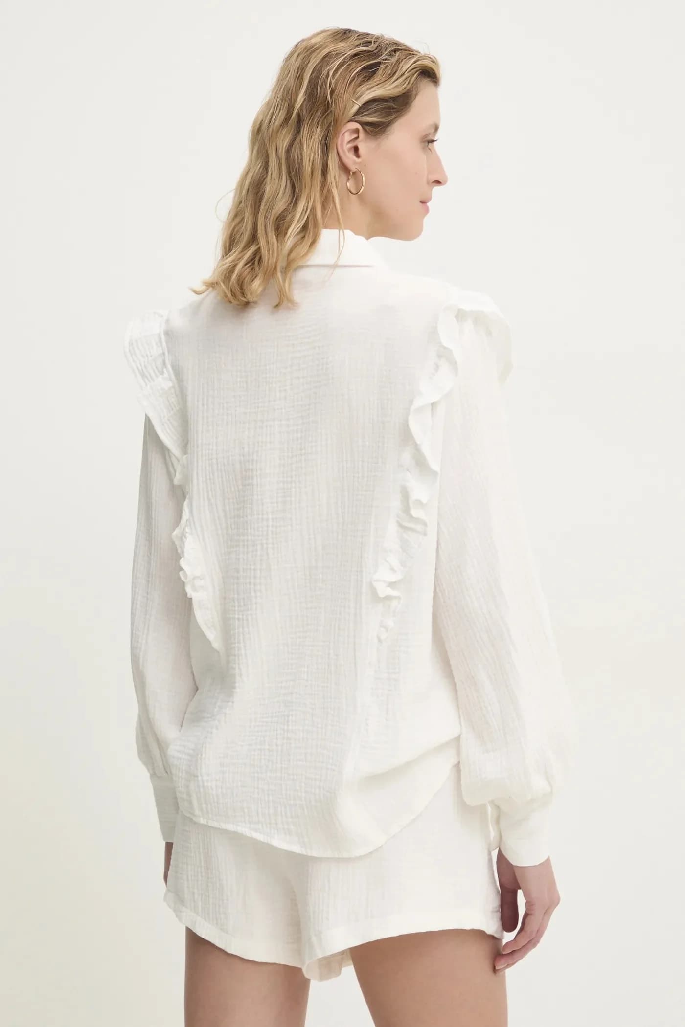 Хлопковая рубашка и шорты - фото 3