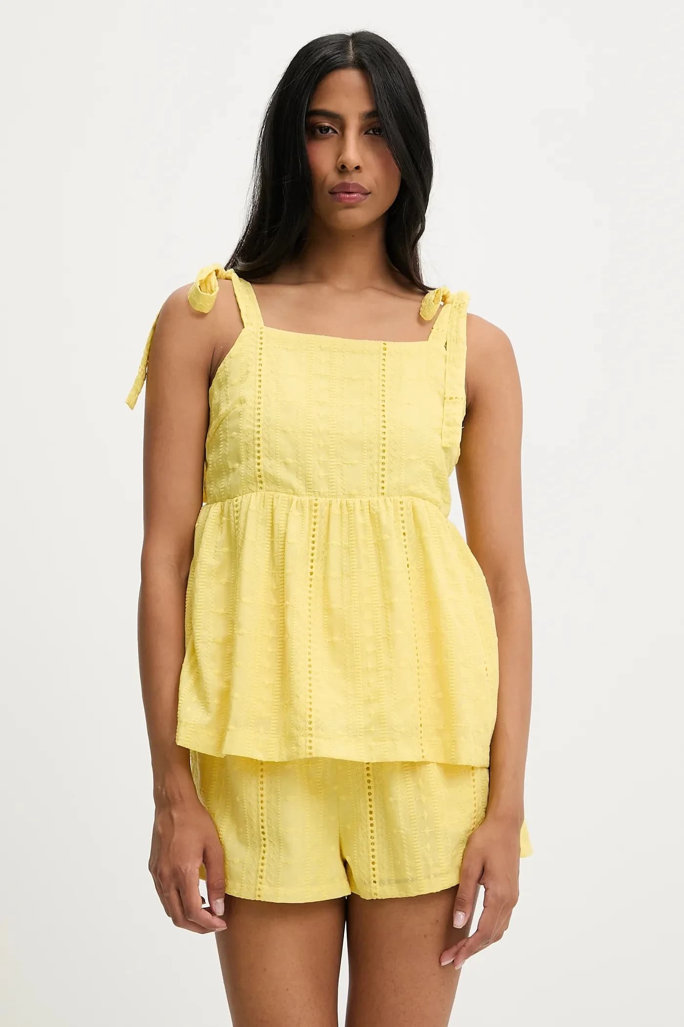 Блузка и шорты - фото 2