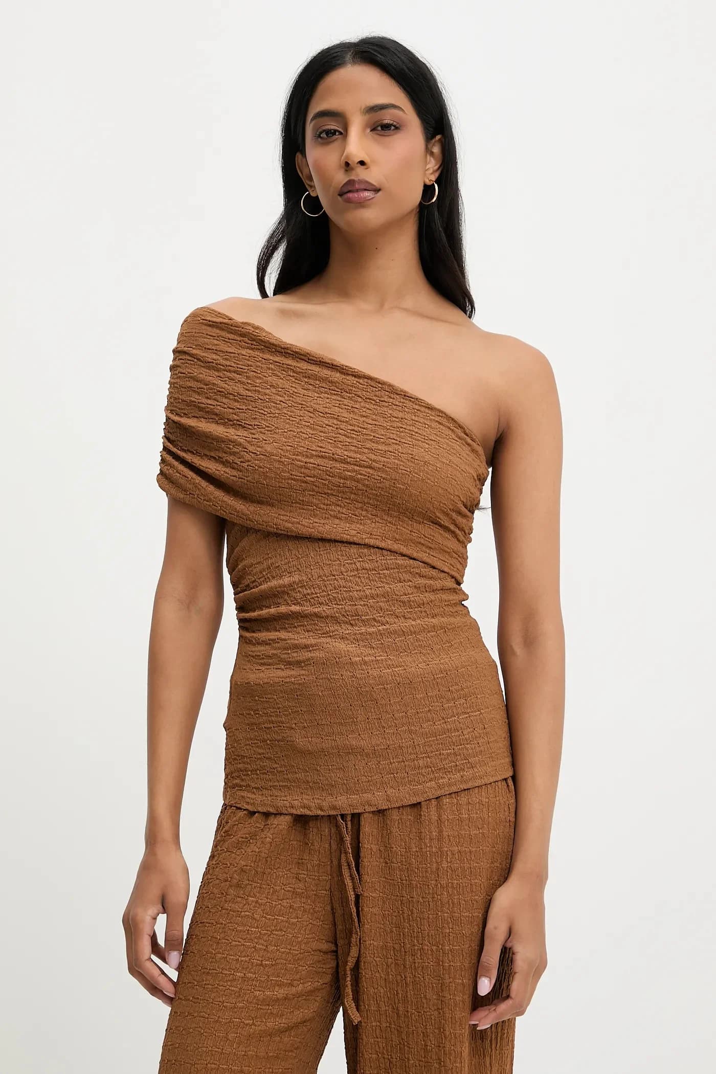 Блузка и брюки - фото 2