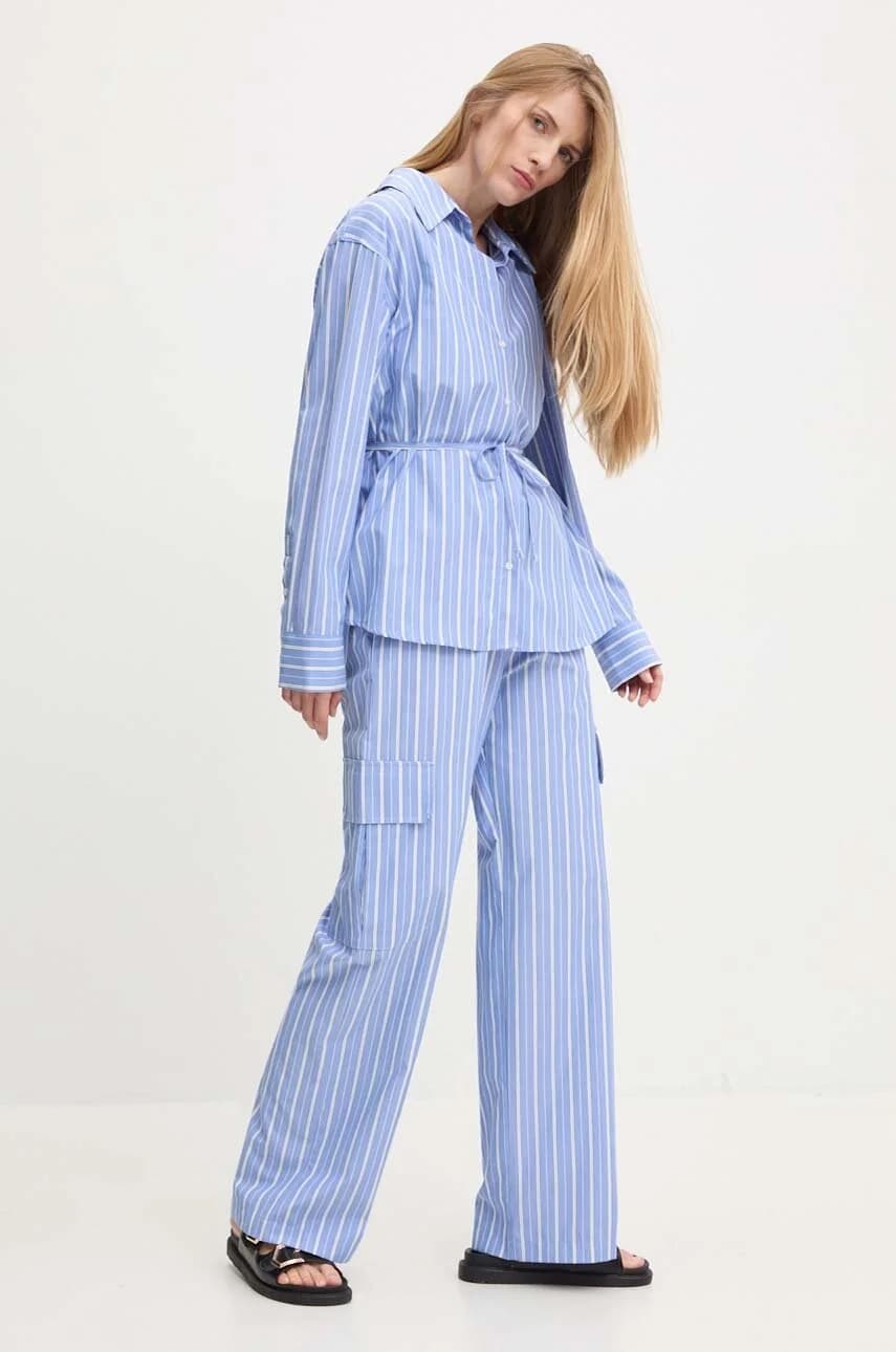 Рубашка и брюки