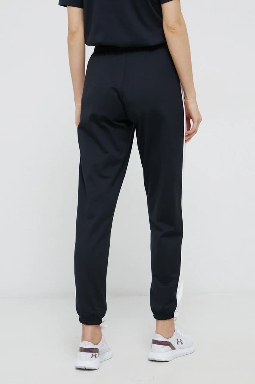 Спортивный костюм из трикотажа - фото 5