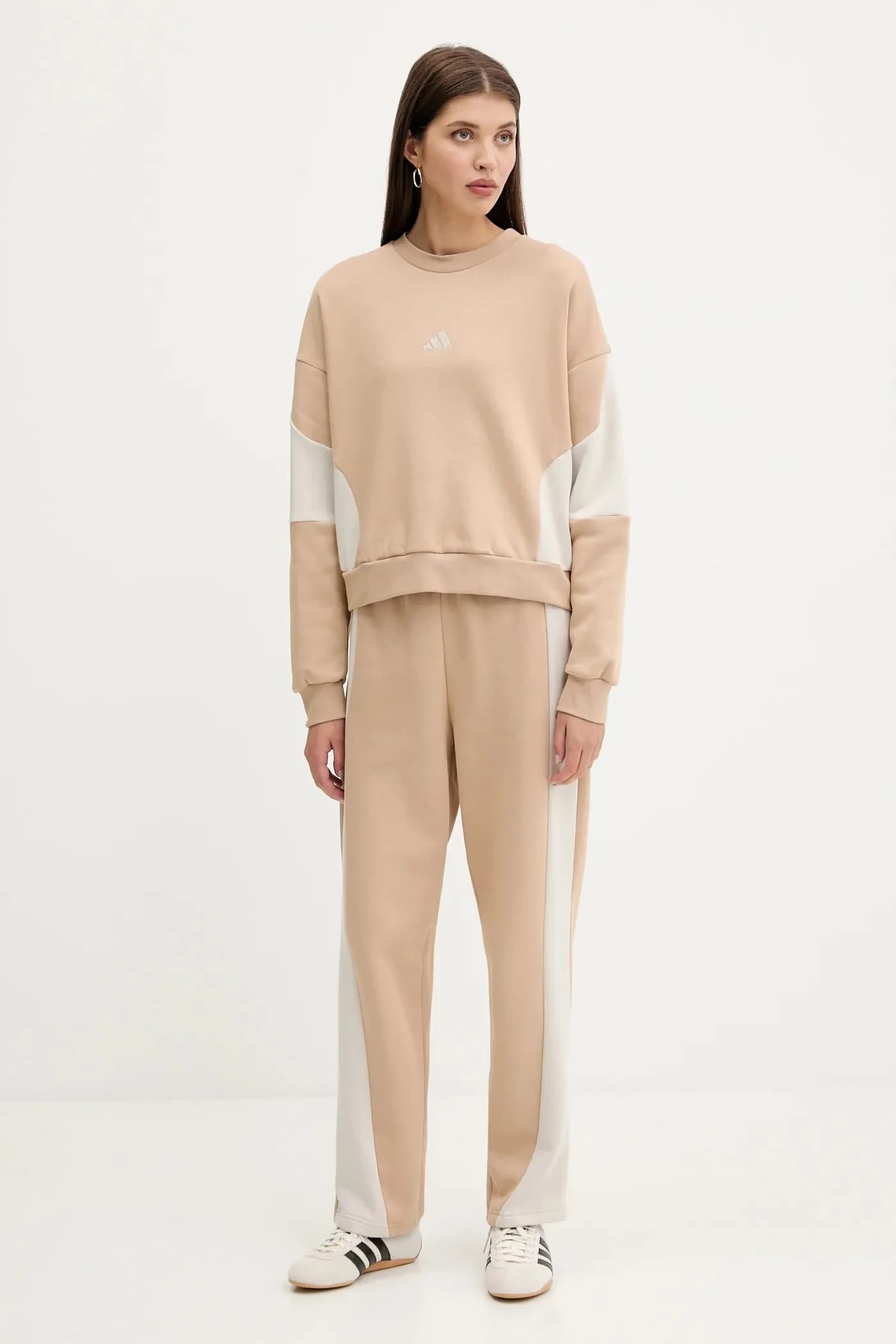 спортивный костюм Laziday